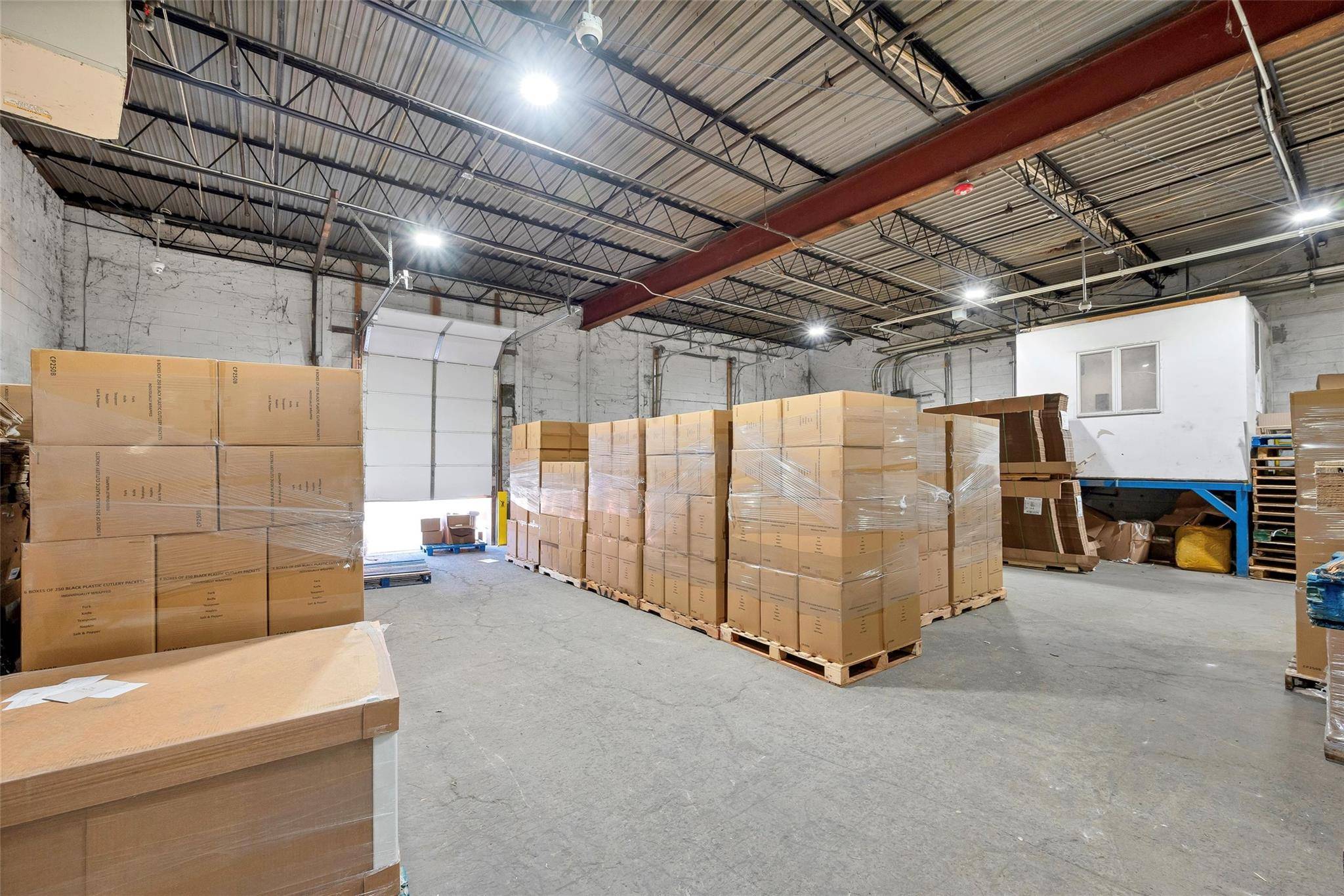 New Windsor, NY 12553,110 Industrial
