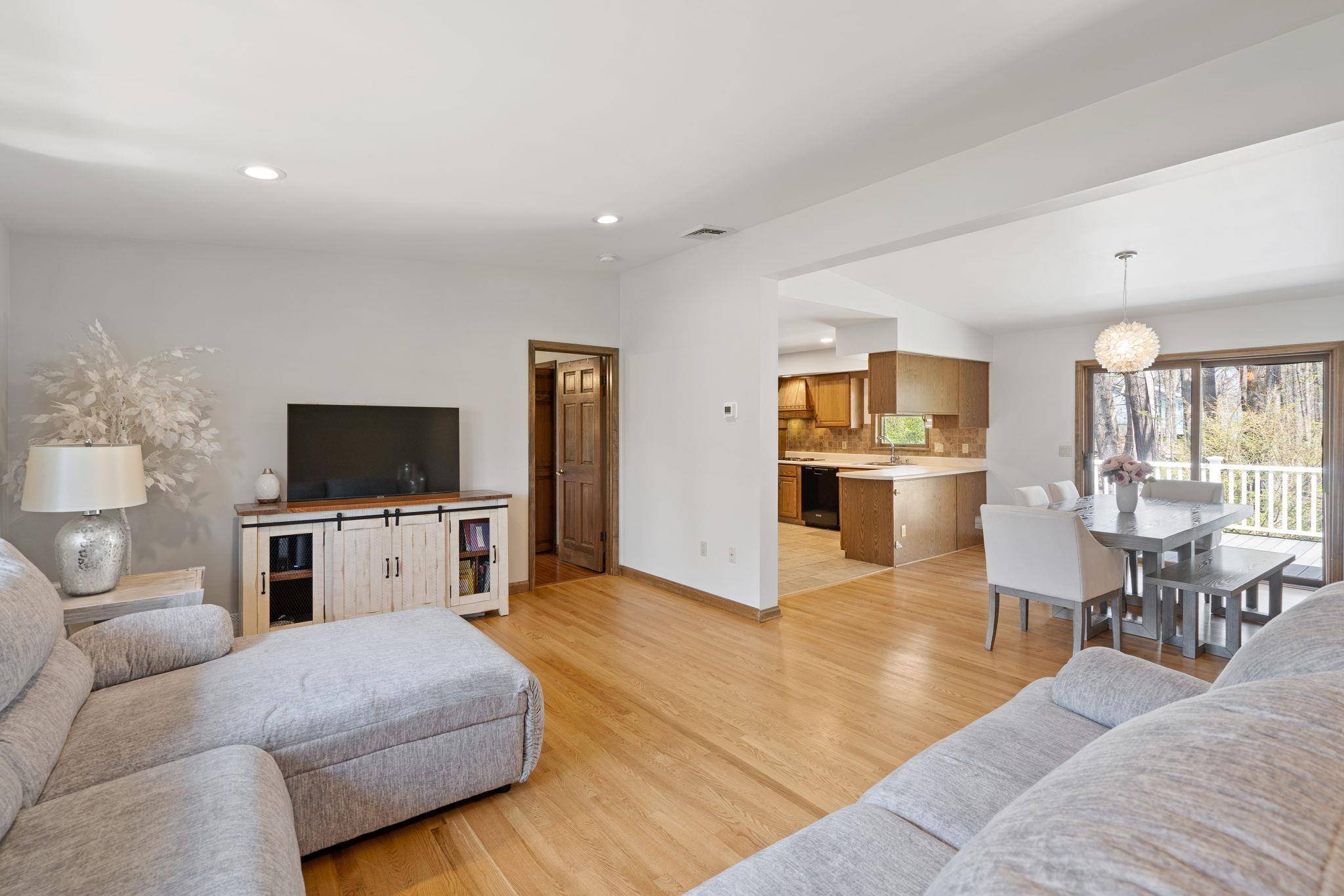 Pine Bush, NY 12566,13 Angelo DR