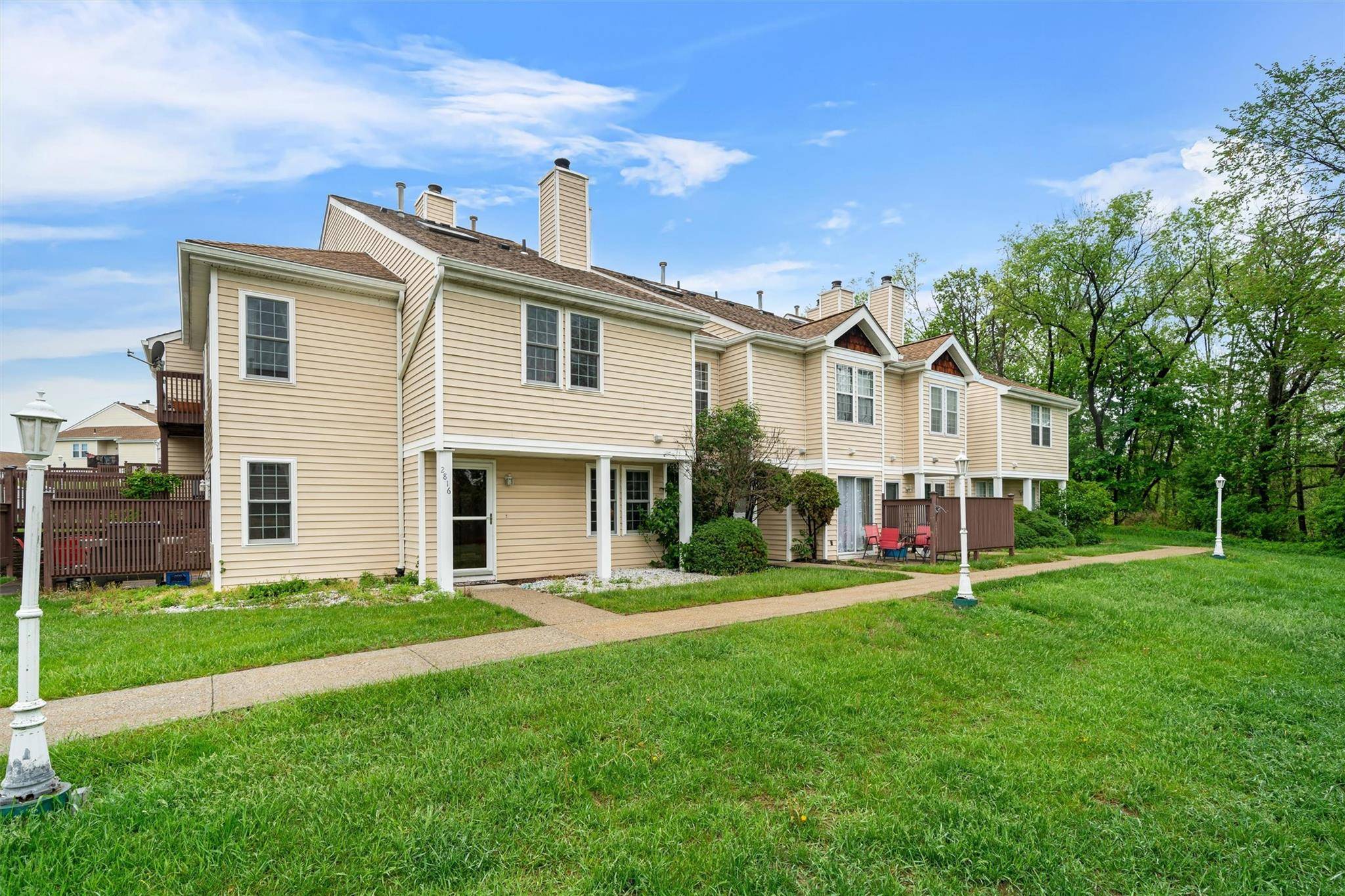 Chester, NY 10918,2816 Whispering HLS