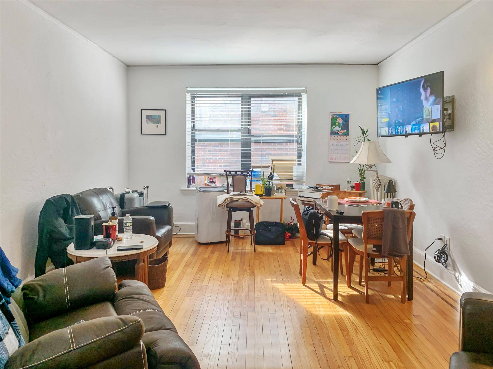 Larchmont, NY 10538,6 West AVE #1F