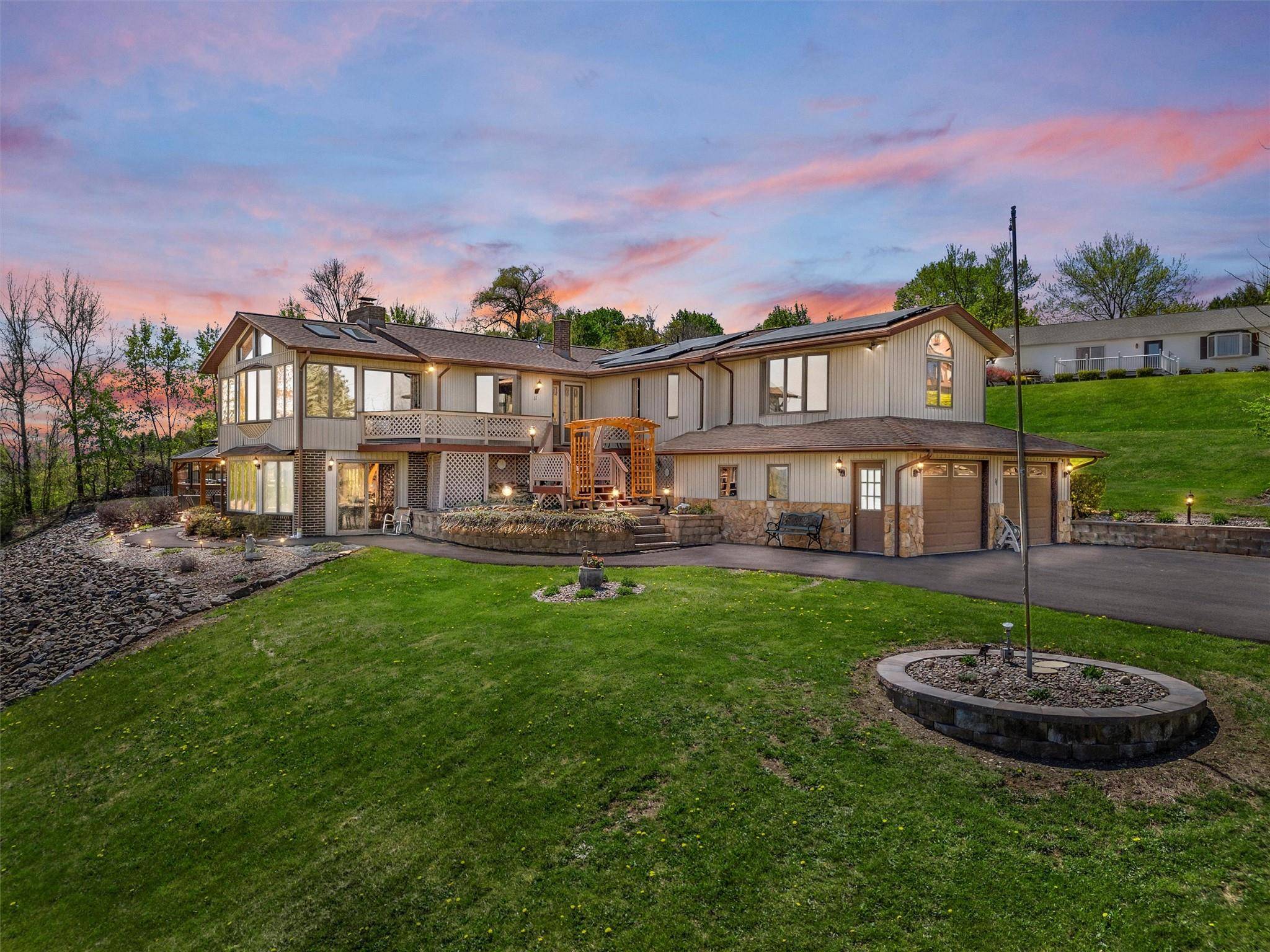 Marlboro, NY 12542,11 Wyms Heights DR