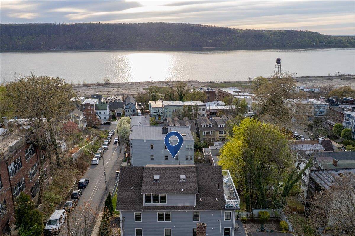 Hastings-on-hudson, NY 10706,19 William ST