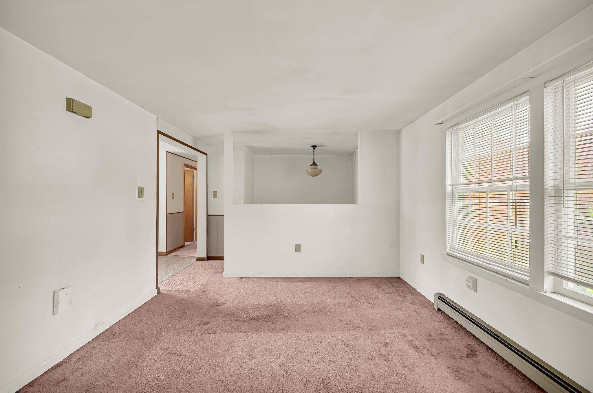 Spring Valley, NY 10977,18 Hazel CT
