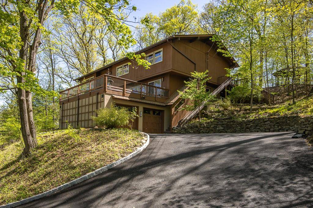 Suffern, NY 10901,4 Steinway CT