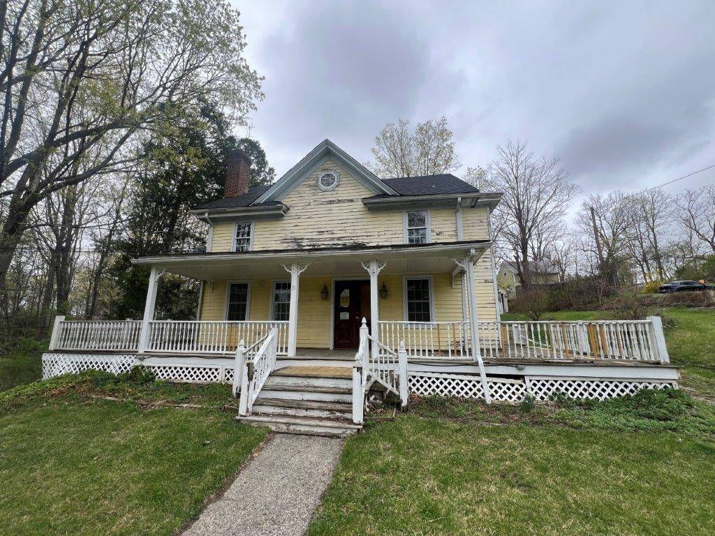 Amenia, NY 12501,9 Depot Hill RD