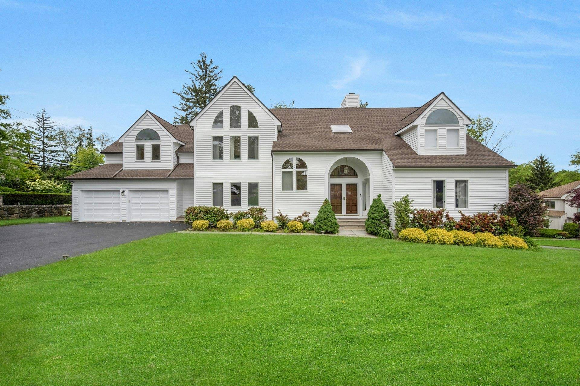 Scarsdale, NY 10583,1 Candlewood CT