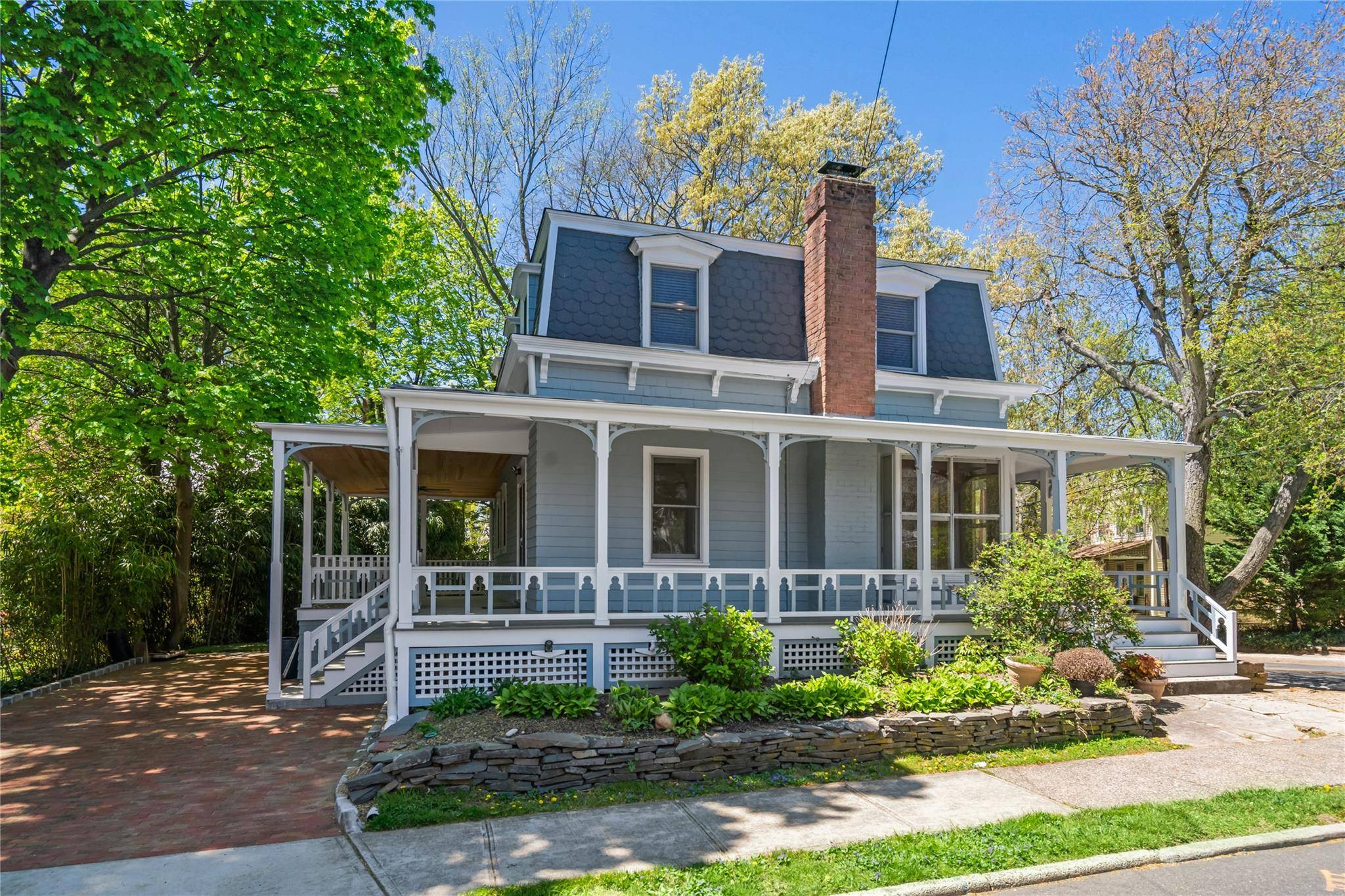 Sea Cliff, NY 11579,2 Glenlawn AVE