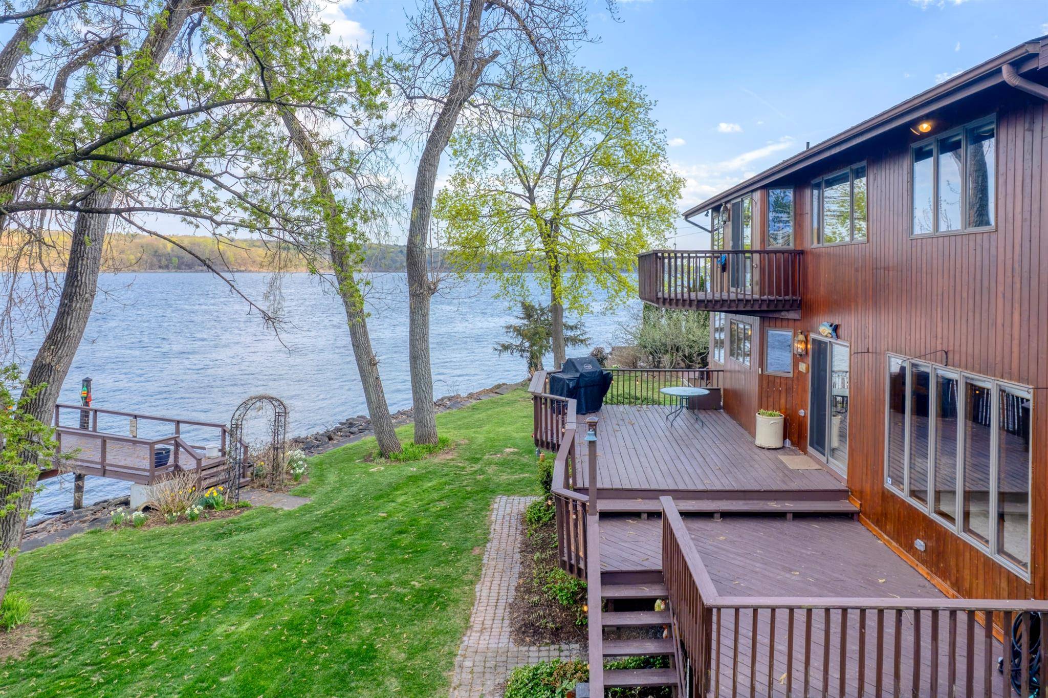 Malden On Hudson, NY 12453,206 Riverside DR