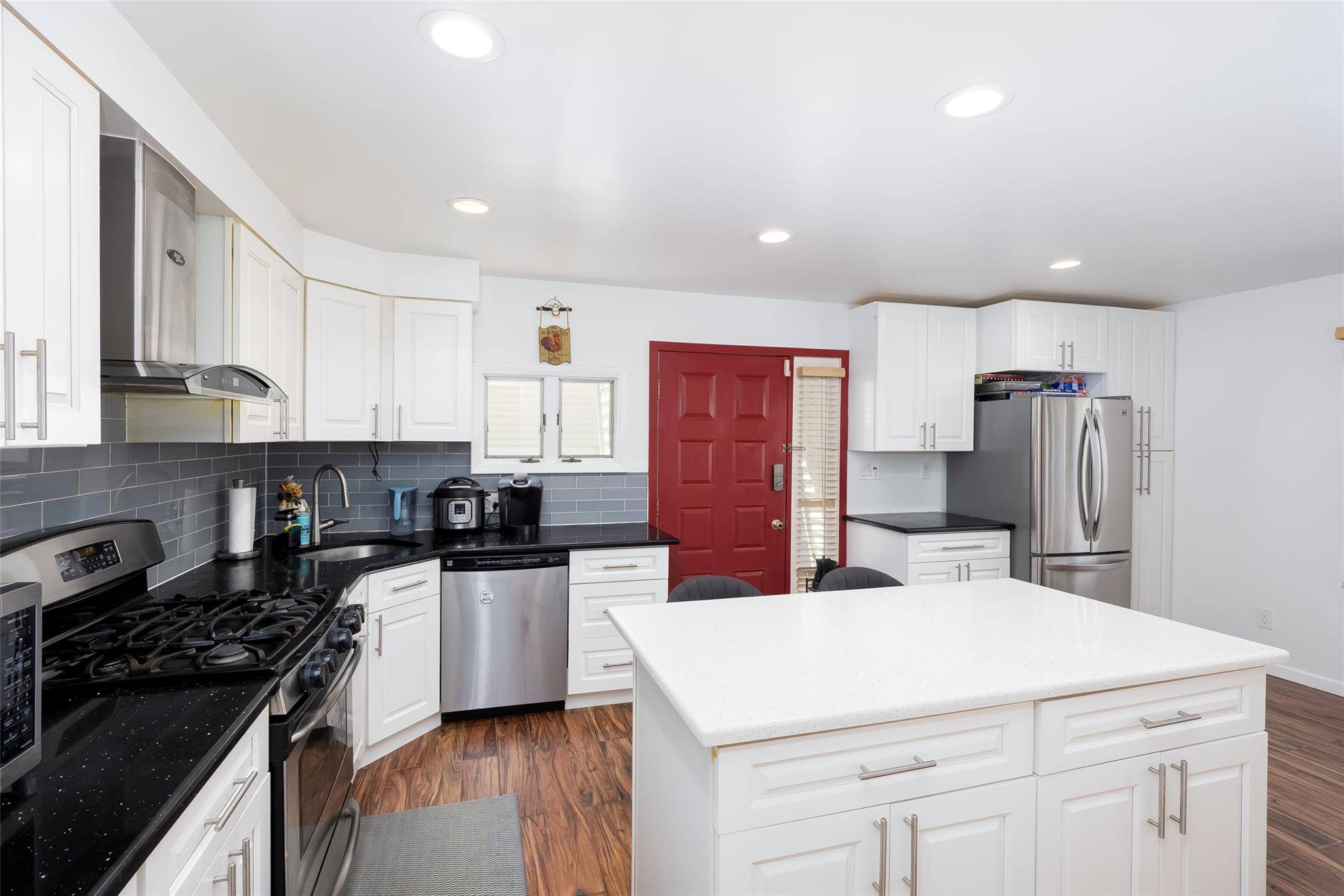 Port Washington, NY 11050,38 Corchaug AVE