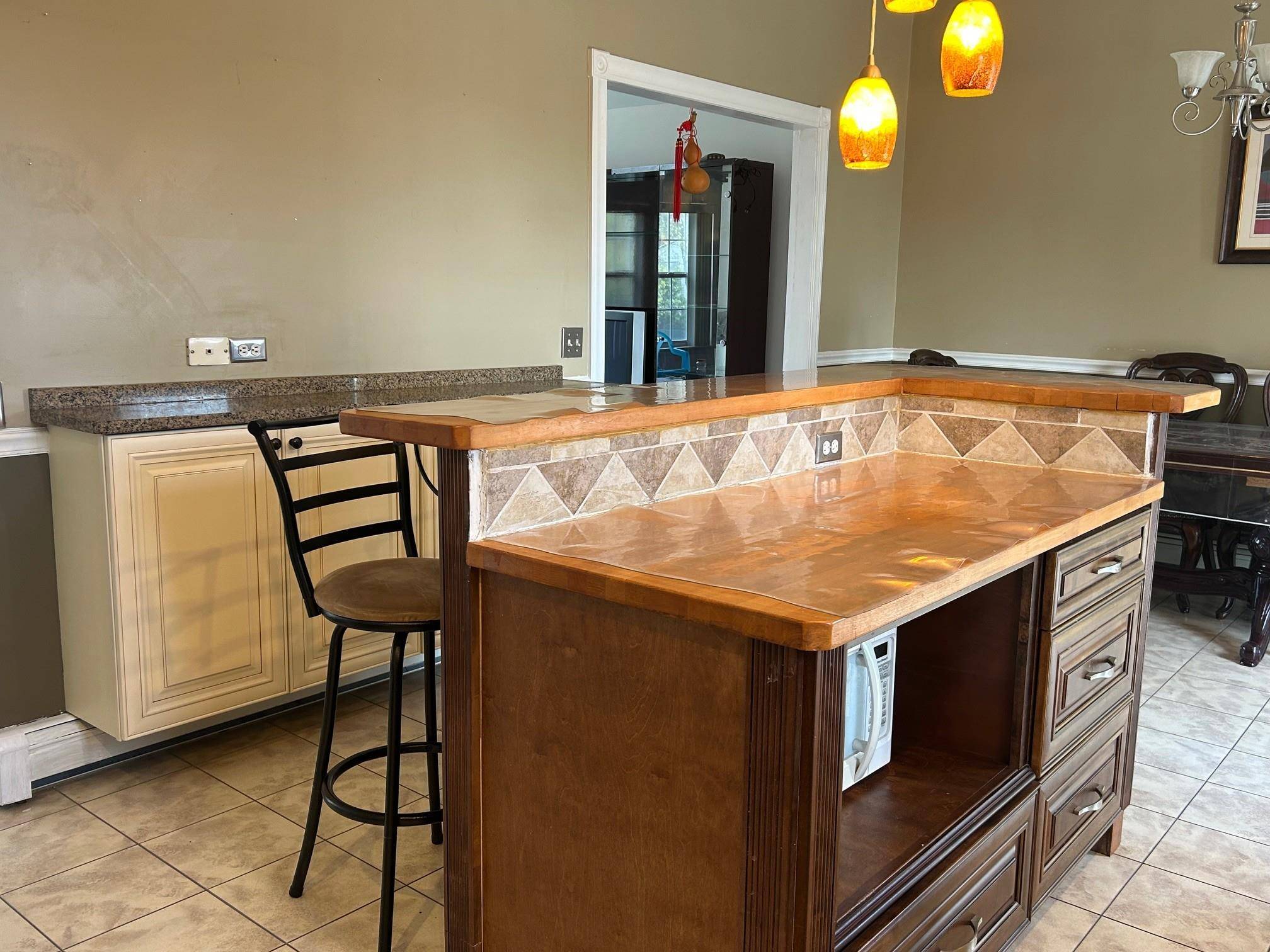 Selden, NY 11784,1 Woodmere PL