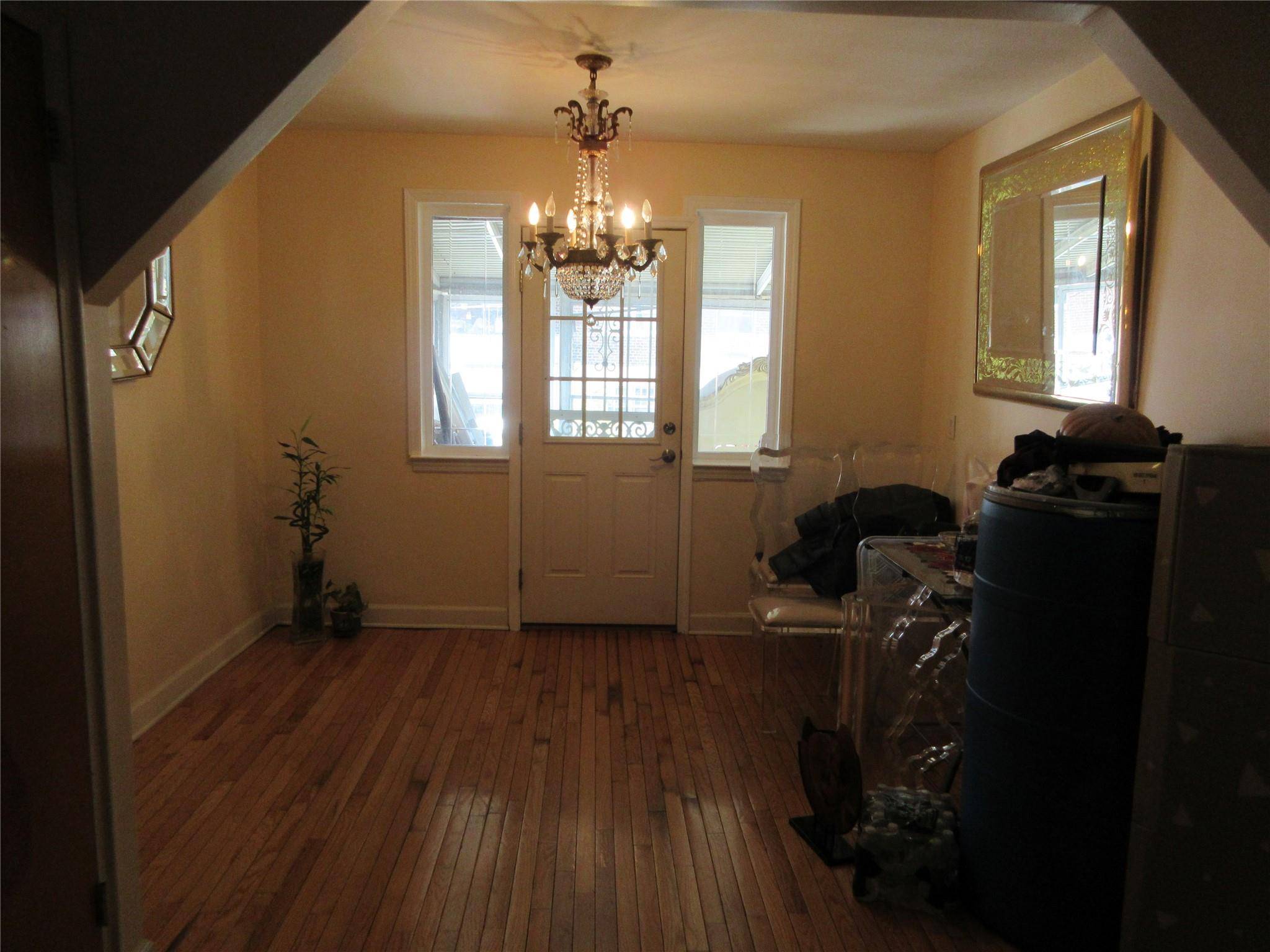 Bronx, NY 10466,3922 Ely AVE