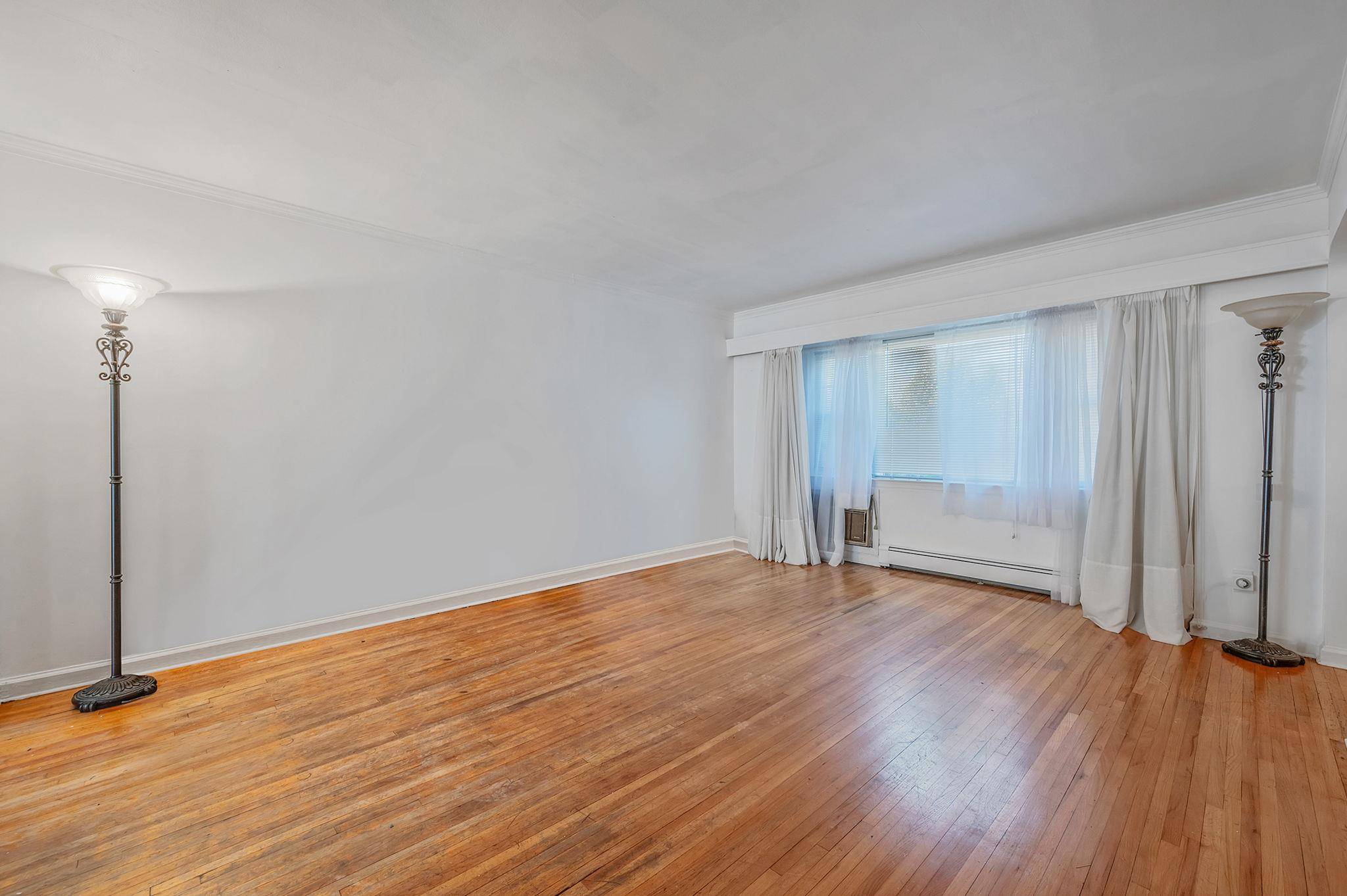 Hempstead, NY 11550,Address not disclosed