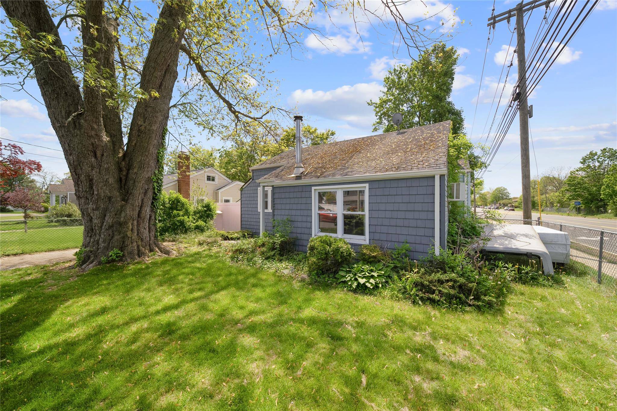 Islip, NY 11751,96 Pardee AVE