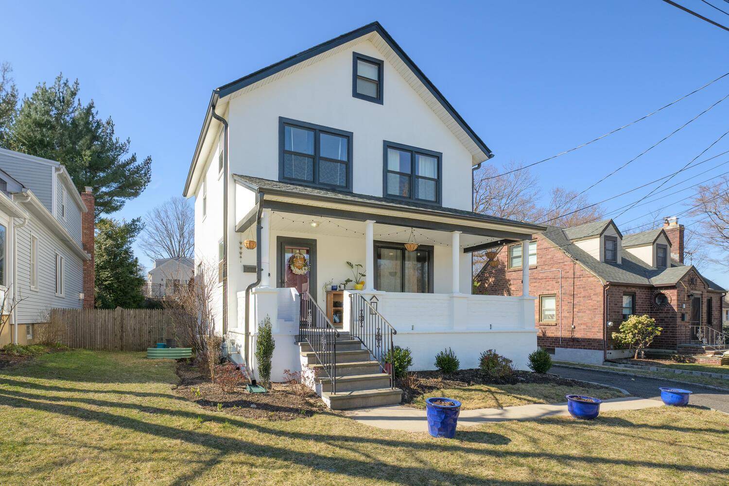 Oyster Bay, NY 11771,13 Jordan AVE