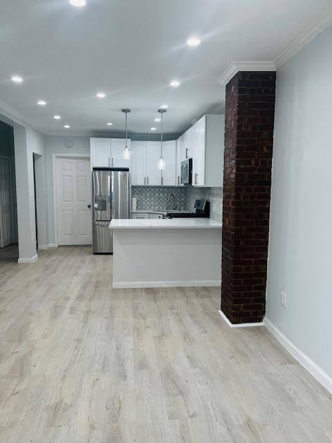 Long Island City, NY 11106,36-29 29 ST #1