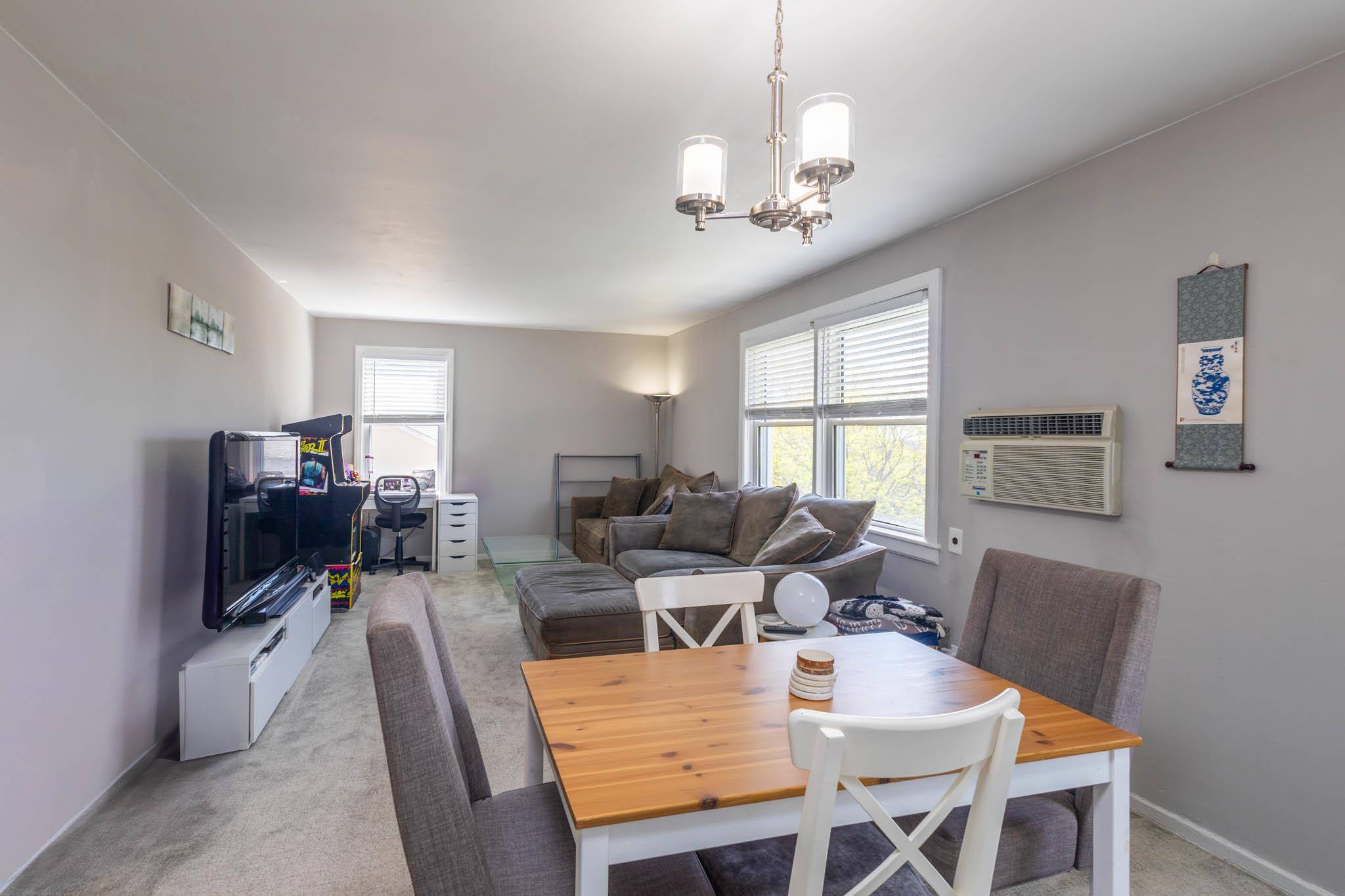 Bellerose, NY 11426,251-25 71st AVE #110B