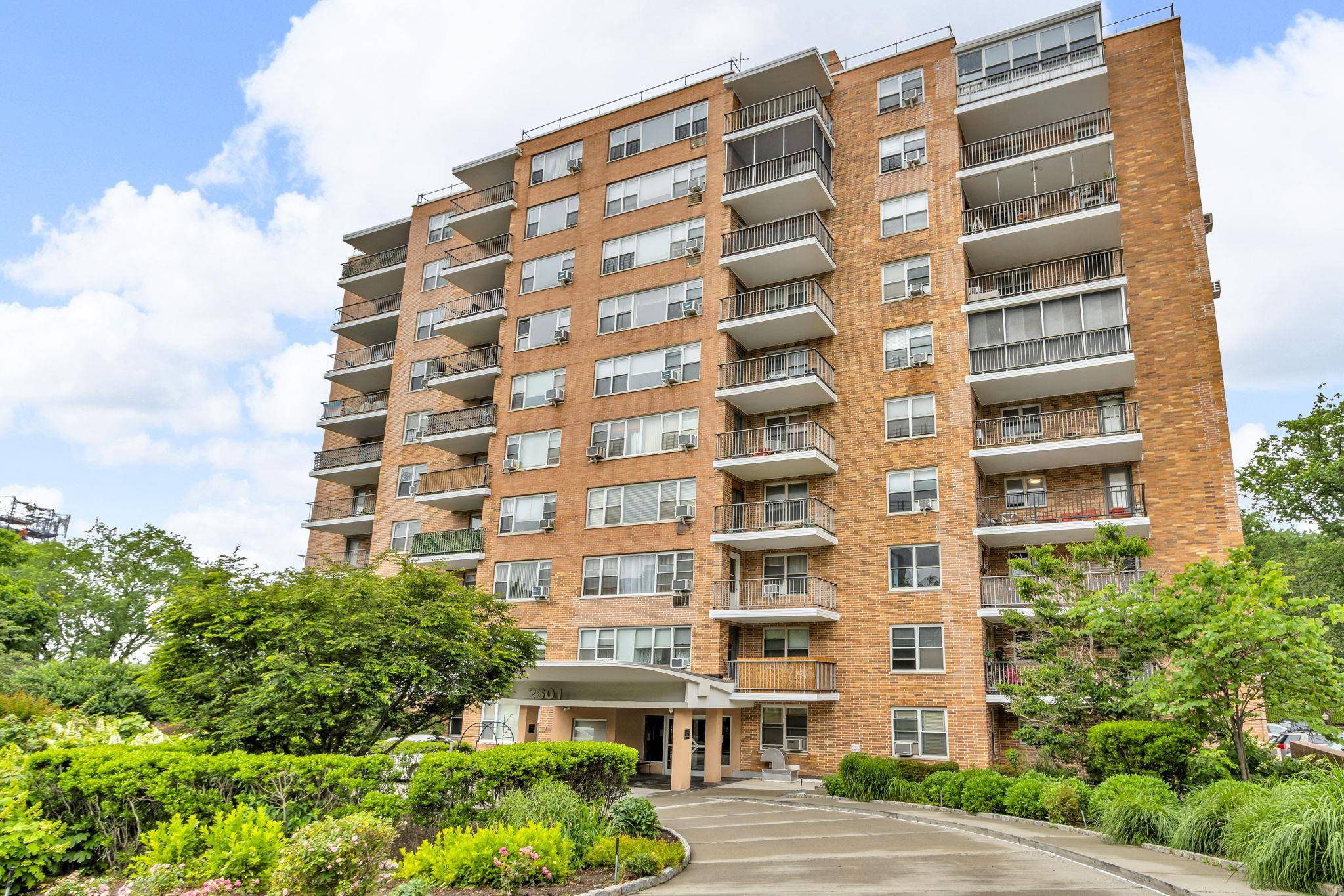 Bronx, NY 10463,2601 Henry Hudson Pkwy #5E