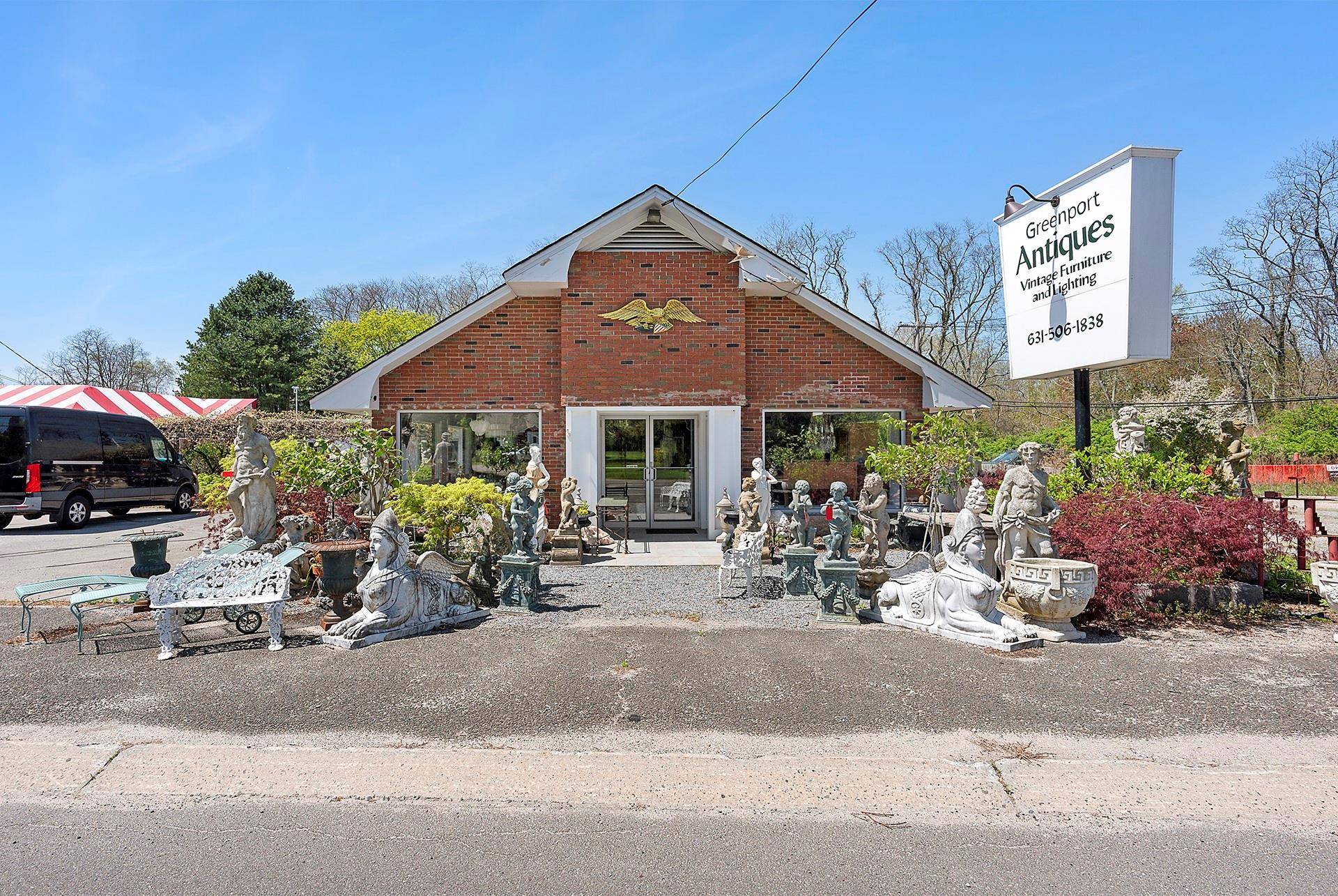 Greenport, NY 11944,69465 Main RD