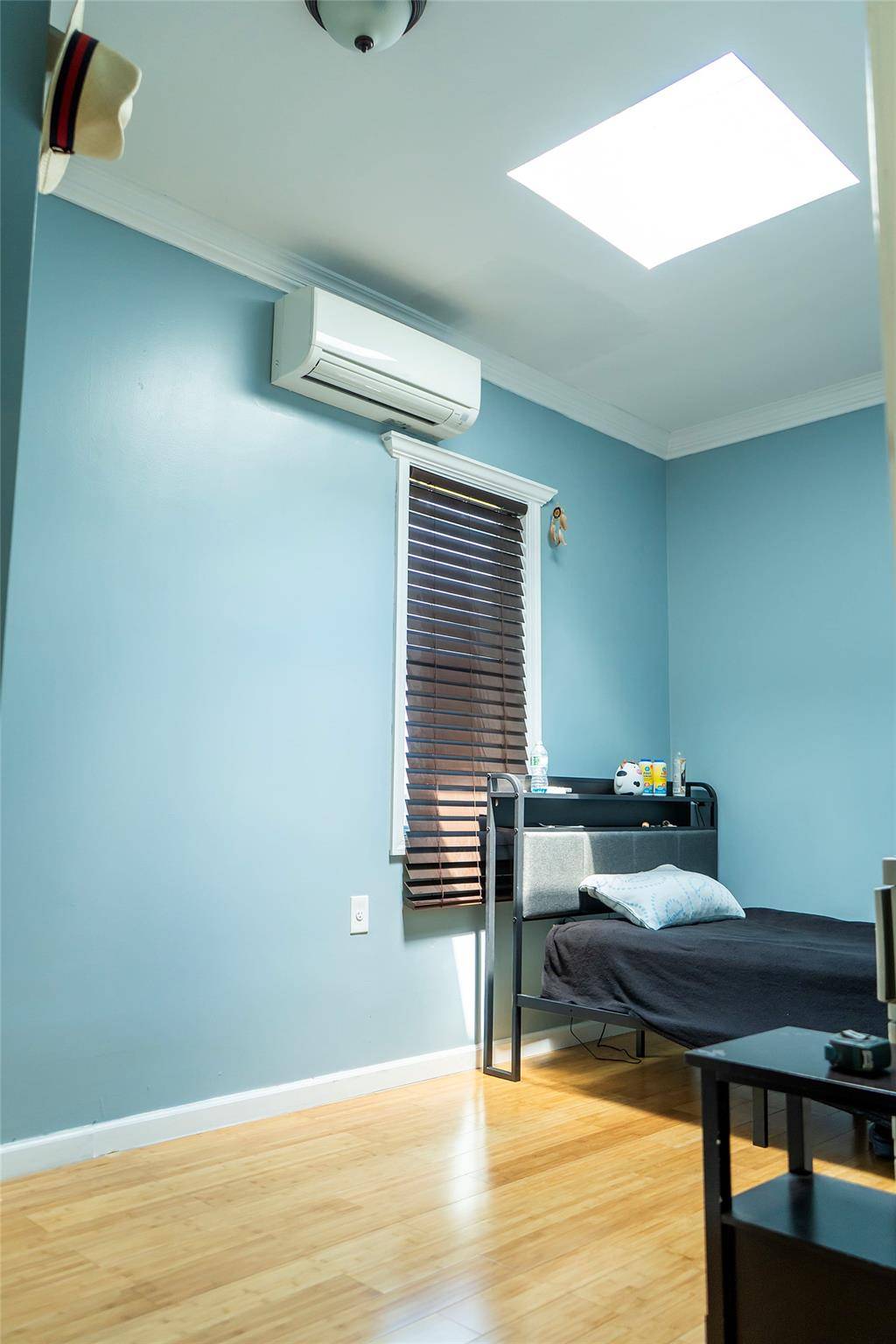 Brooklyn, NY 11208,199 Logan ST