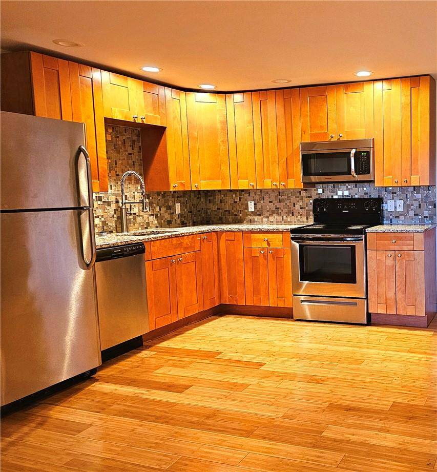 Fallsburg, NY 12759,231 Reynolds RD #11