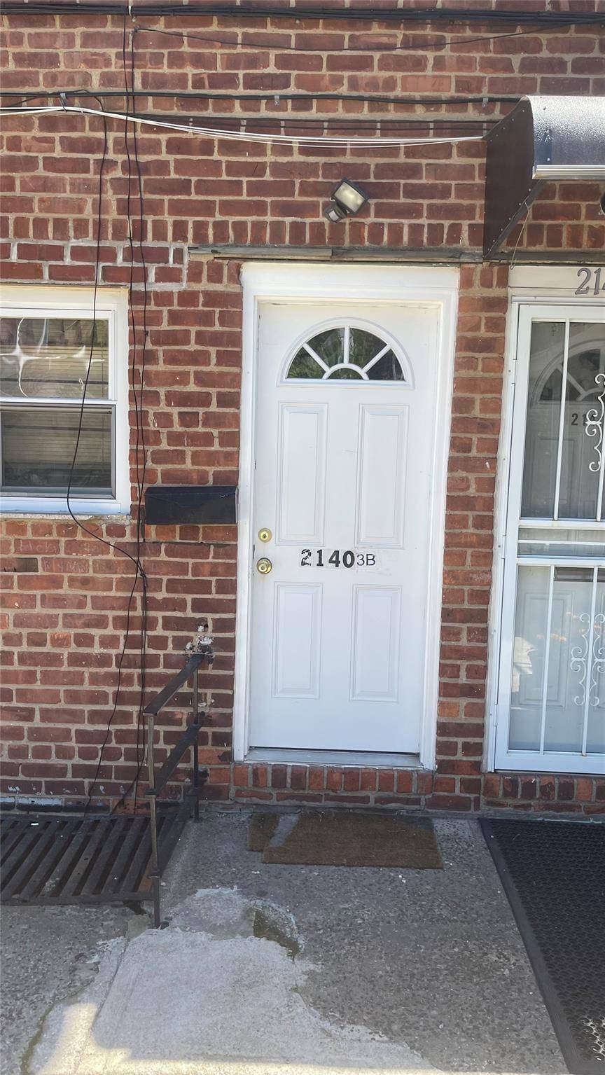 Queens Village, NY 11428,214-03 Hillside AVE #B