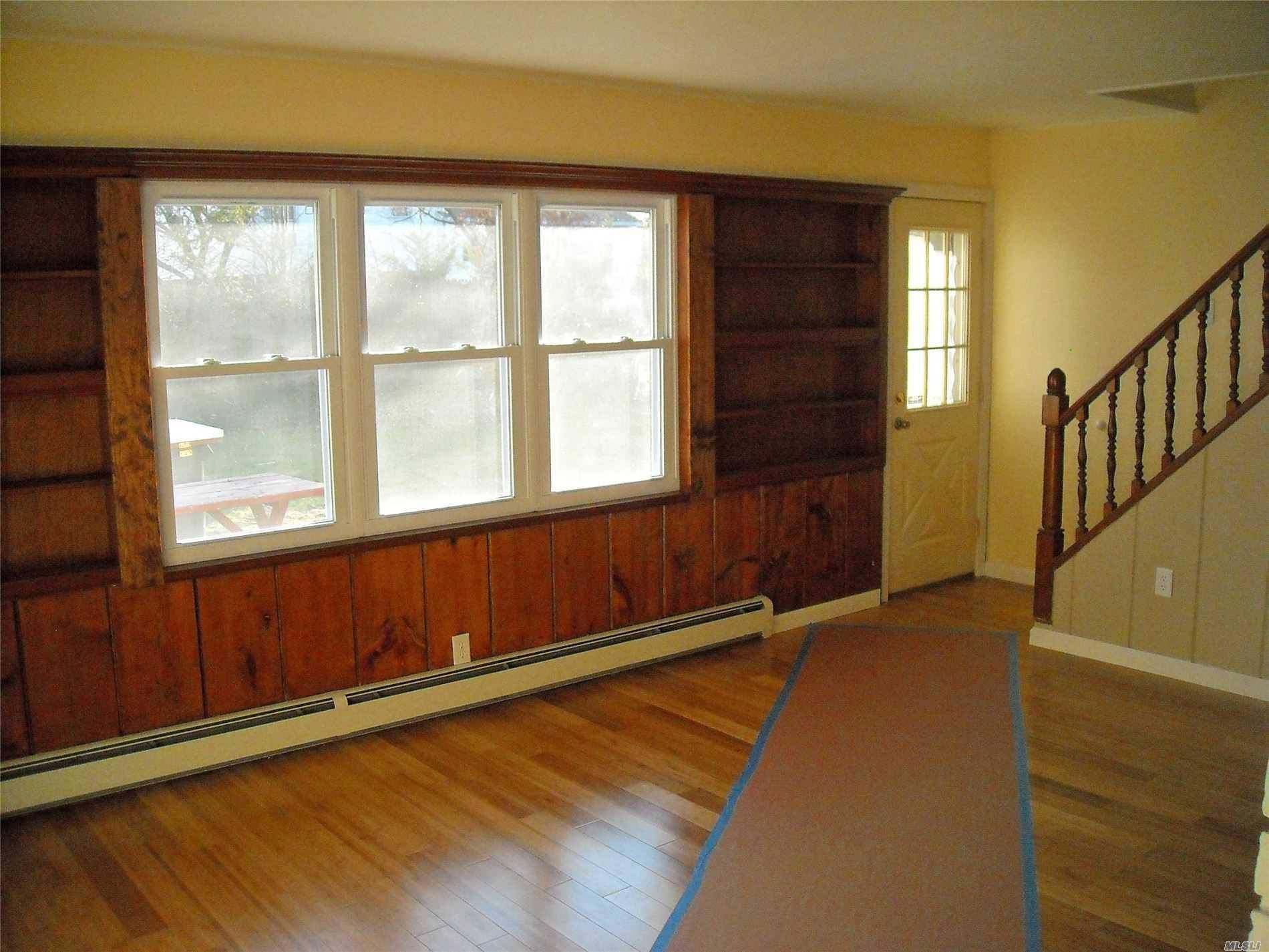 Levittown, NY 11756,267 Elm DR