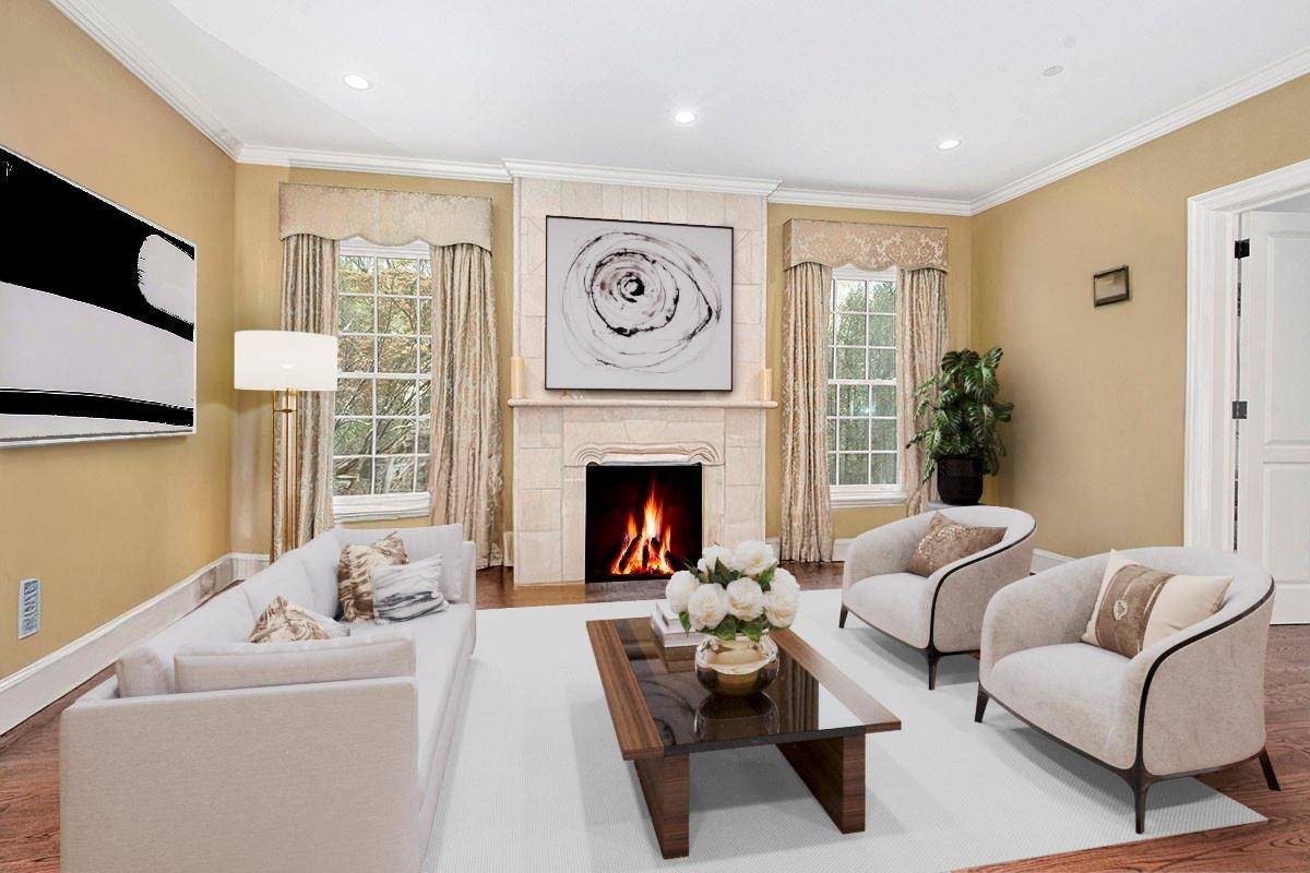 Mount Kisco, NY 10549,2 Heathcote DR