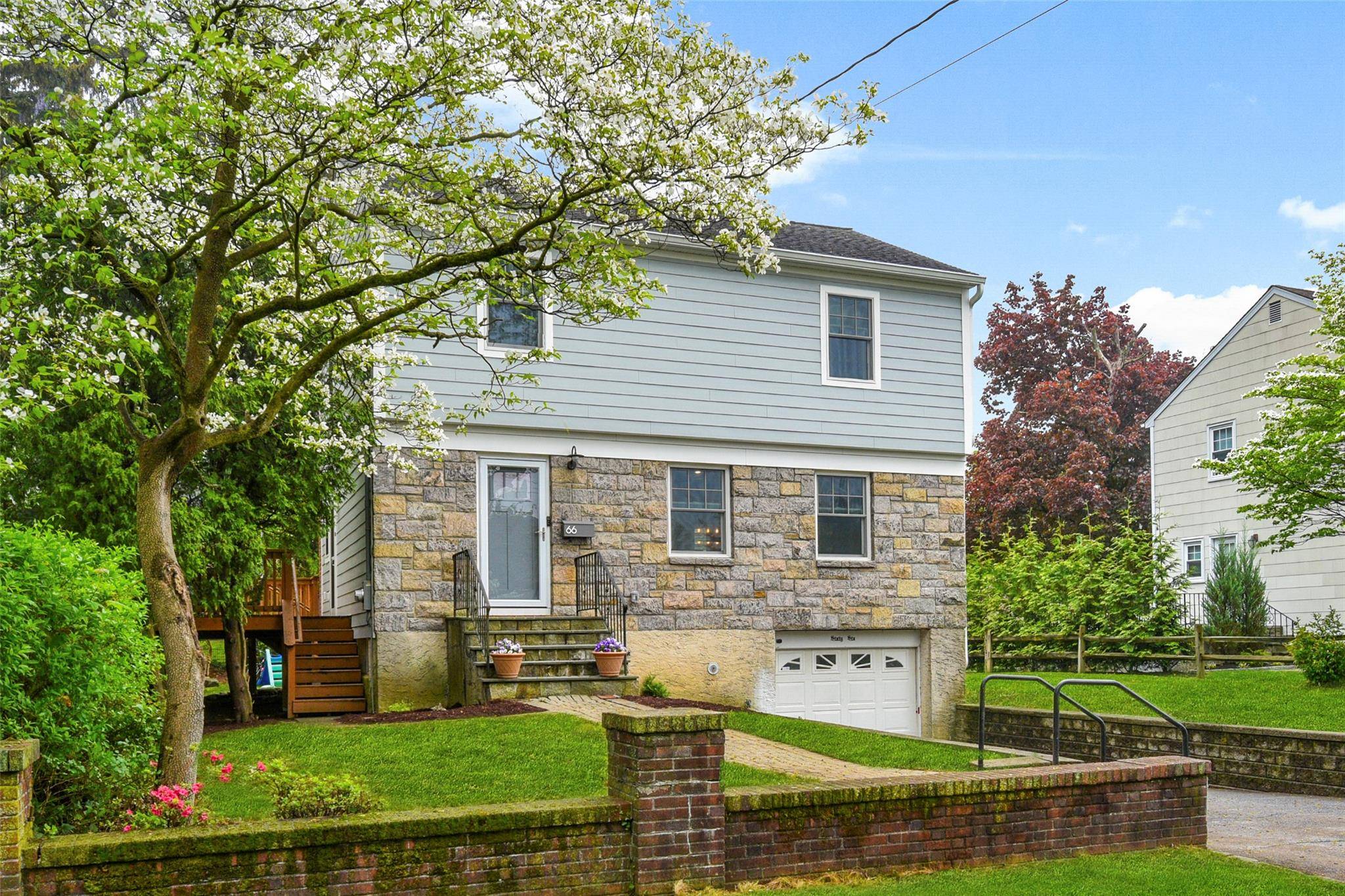 Scarsdale, NY 10583,66 Lee AVE