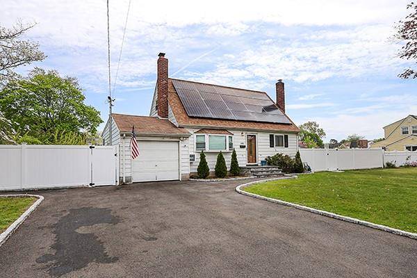 Bay Shore, NY 11706,1551 Lincoln BLVD