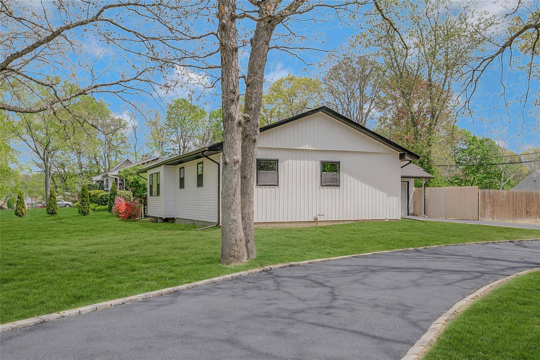 Nesconset, NY 11767,101 Gibbs Pond RD