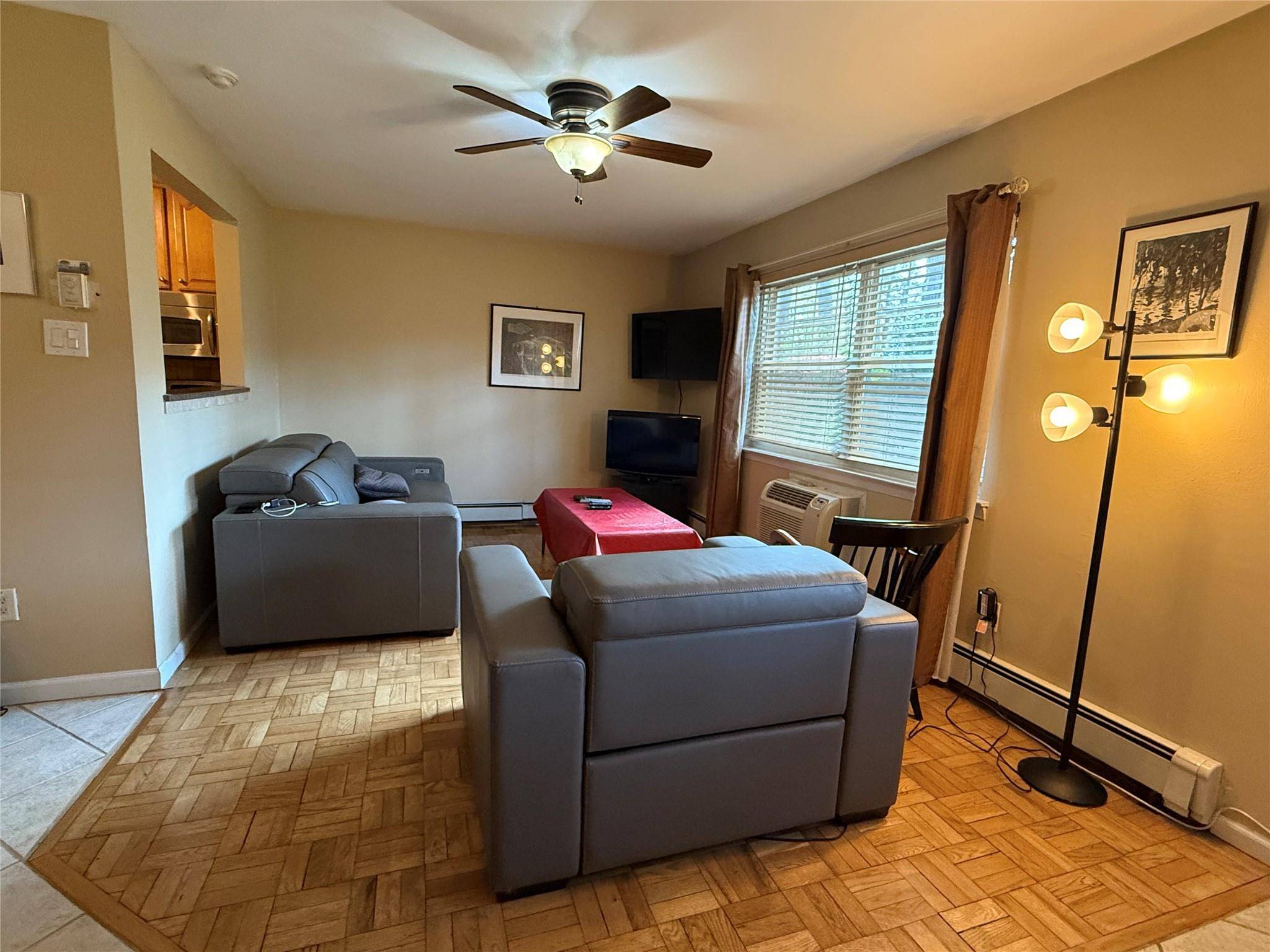 Holtsville, NY 11742,11 Glen Hollow #D56