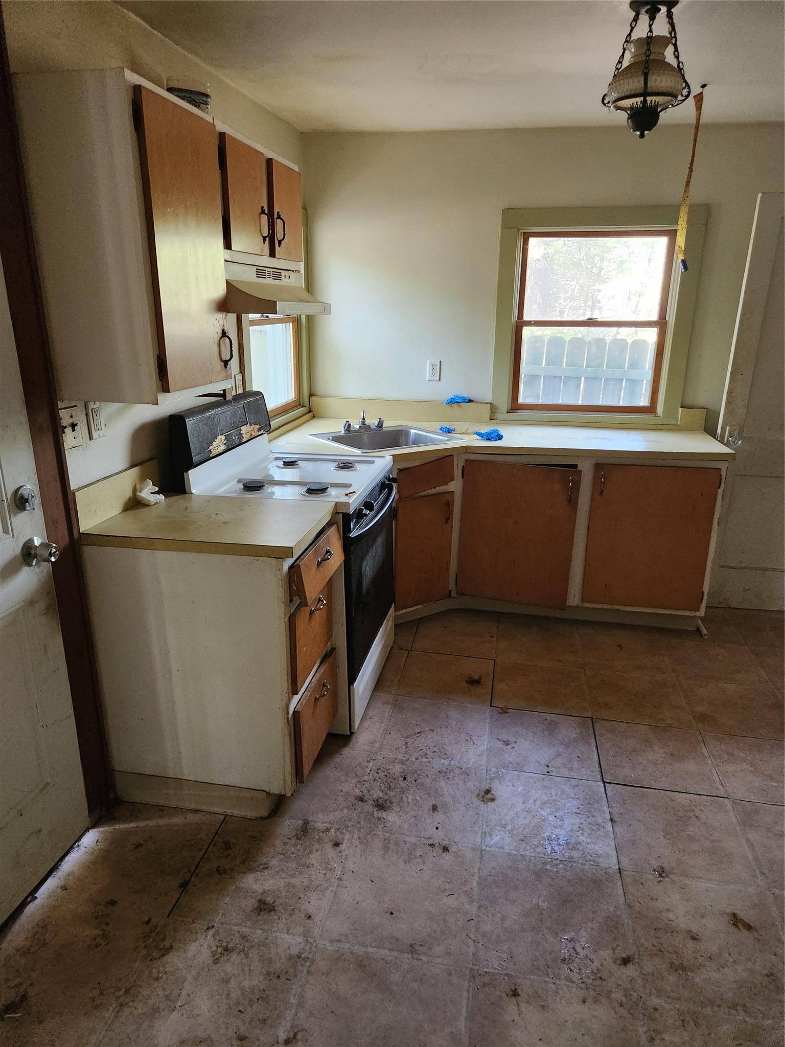 Calverton, NY 11933,2288 River RD