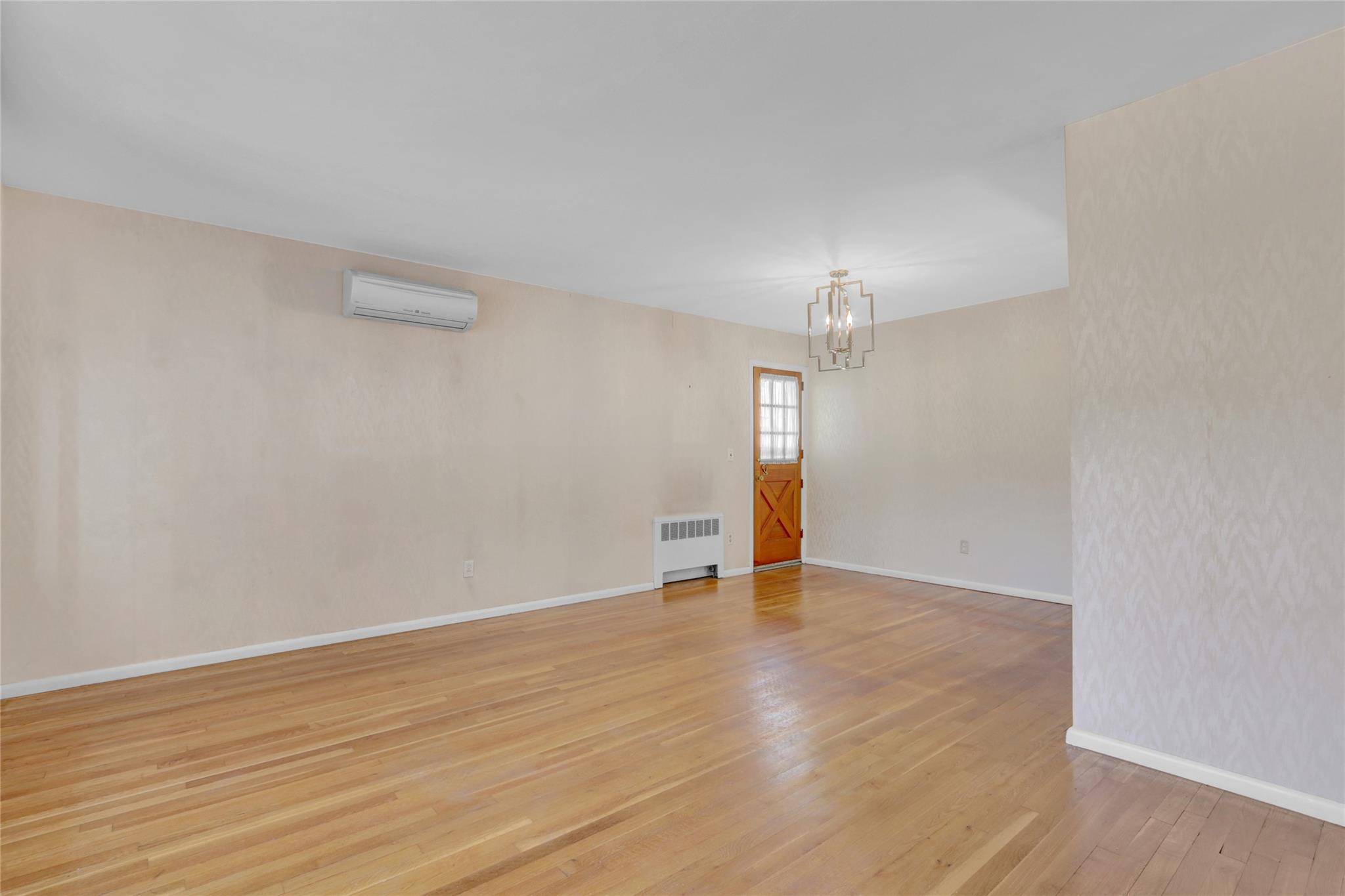 Valley Stream, NY 11580,159 E New York AVE