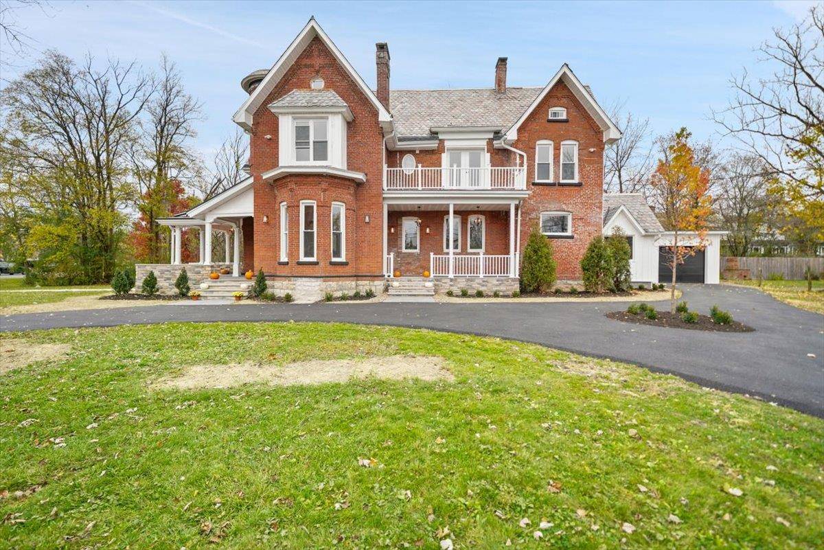 Goshen, NY 10924,260 Main ST