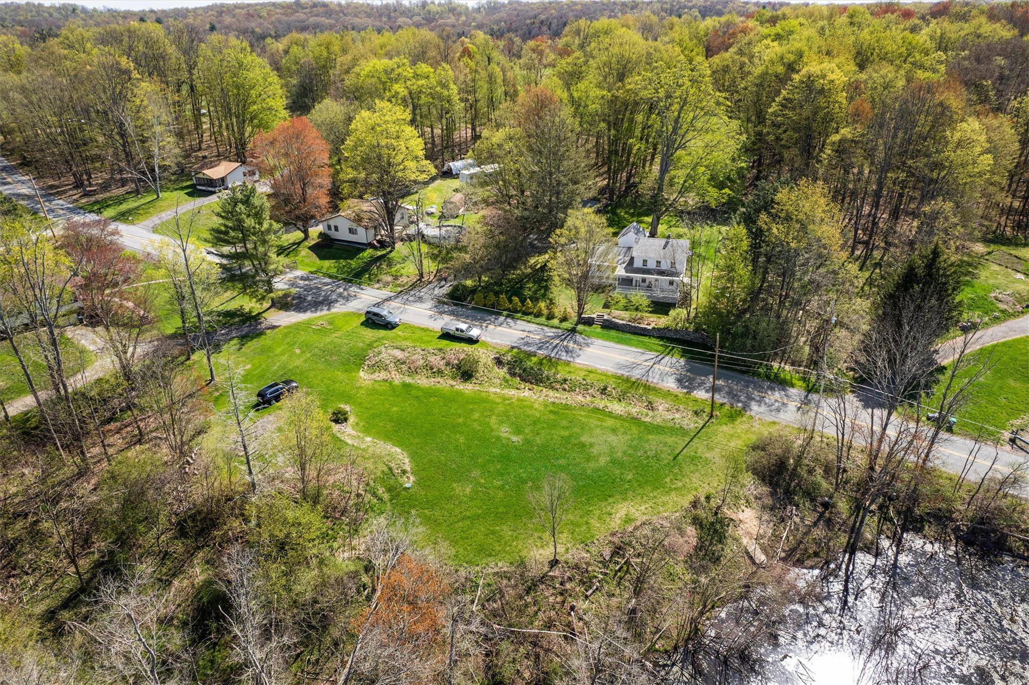 Other, PA 18405,208 Milanville RD