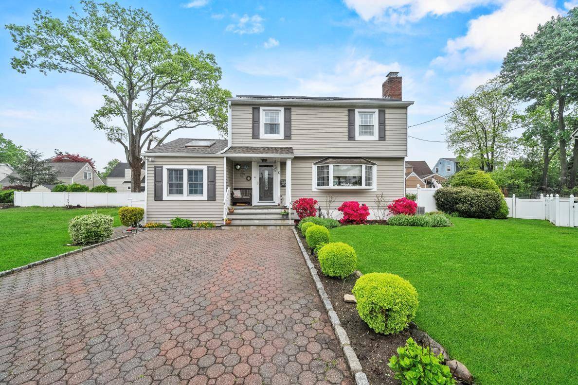 Eastchester, NY 10709,10 Sage PL