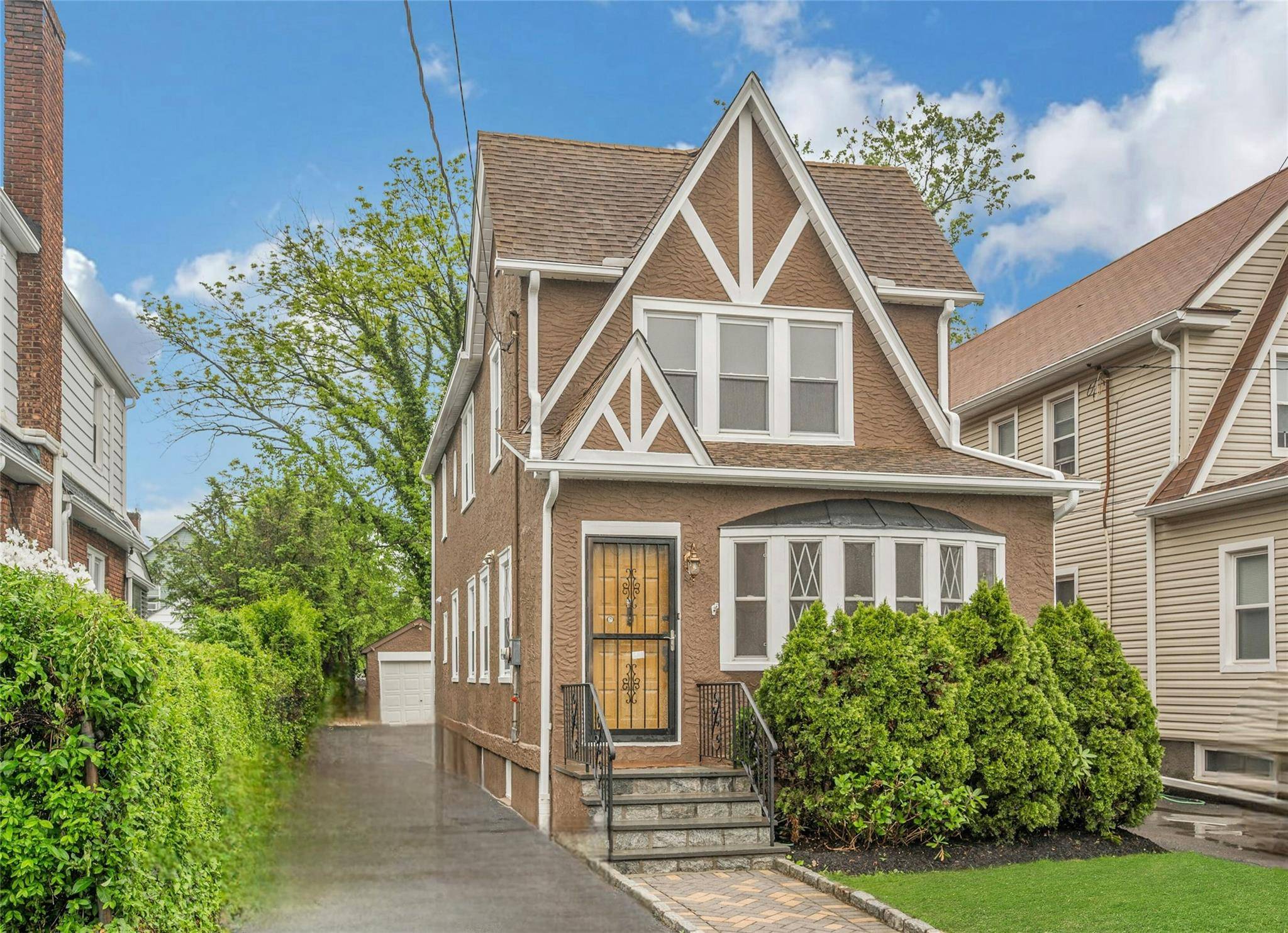 Yonkers, NY 10704,39 Crestmont AVE
