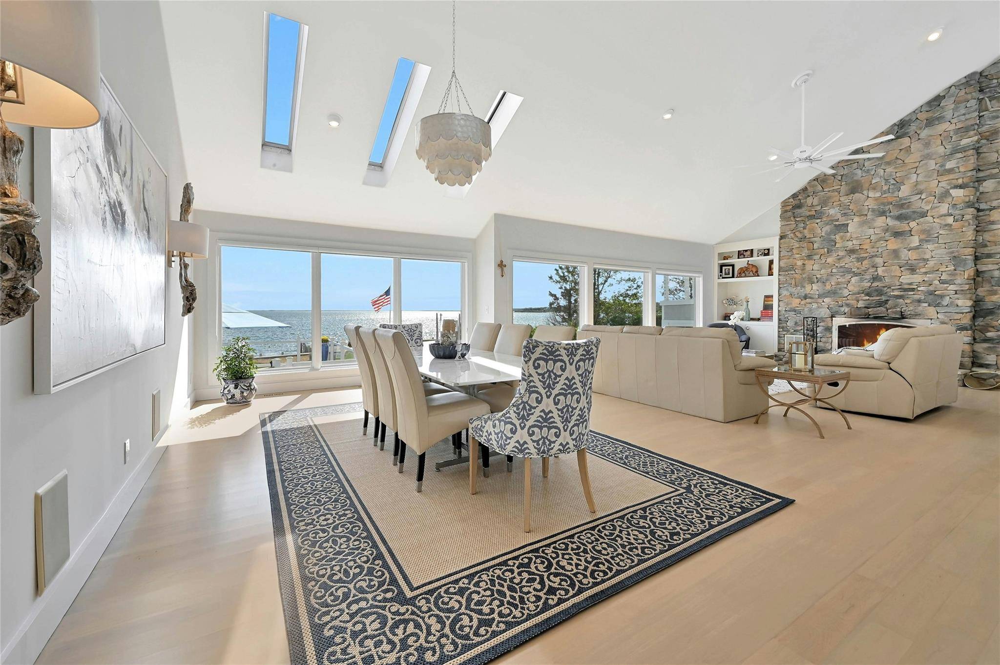 Center Moriches, NY 11934,11 Convent LN