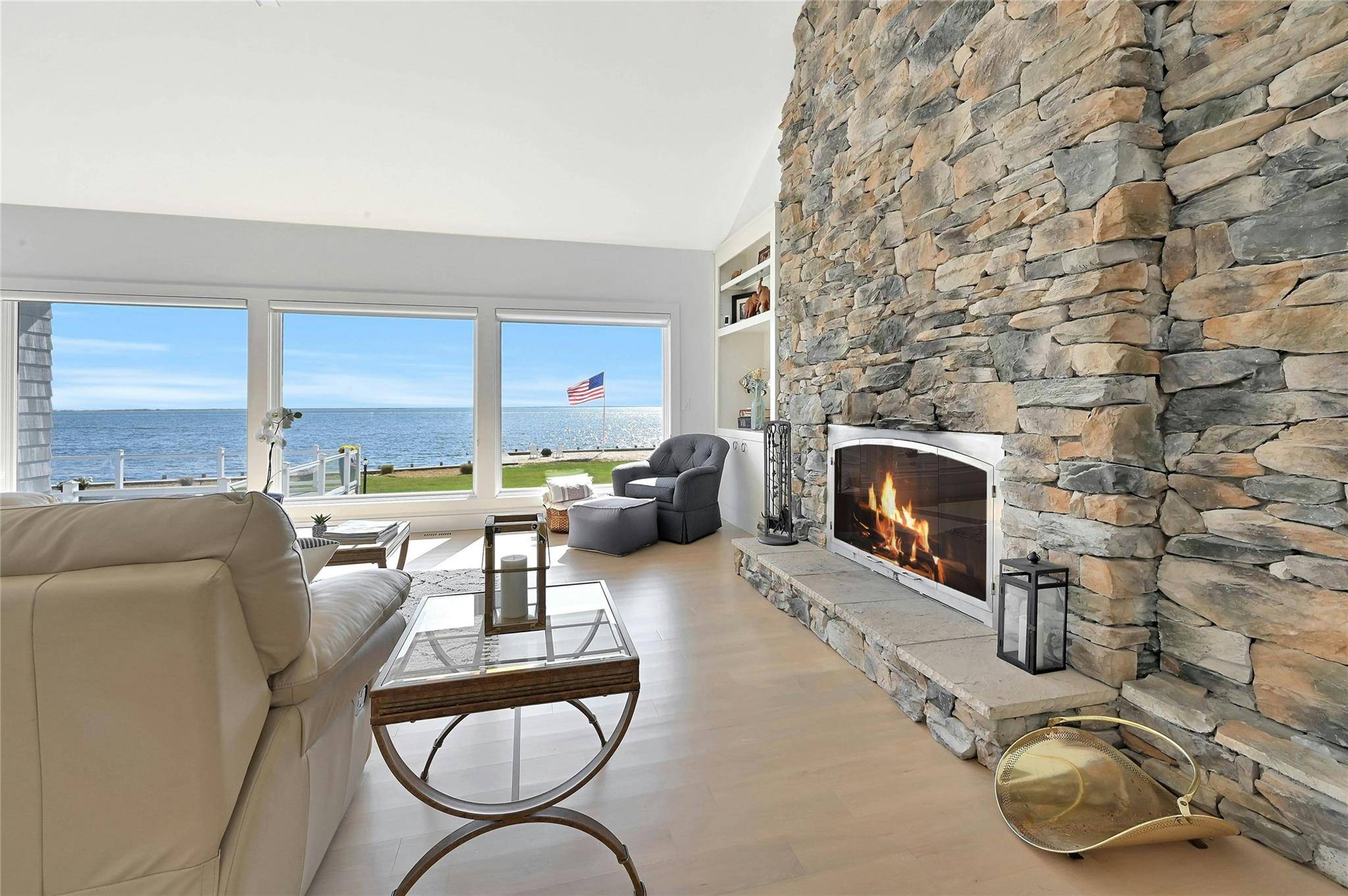 Center Moriches, NY 11934,11 Convent LN