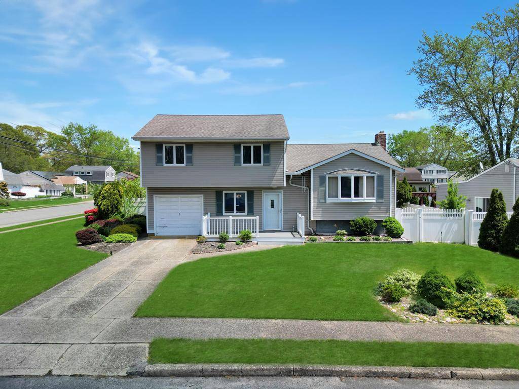 Lake Grove, NY 11755,1 Katie CT