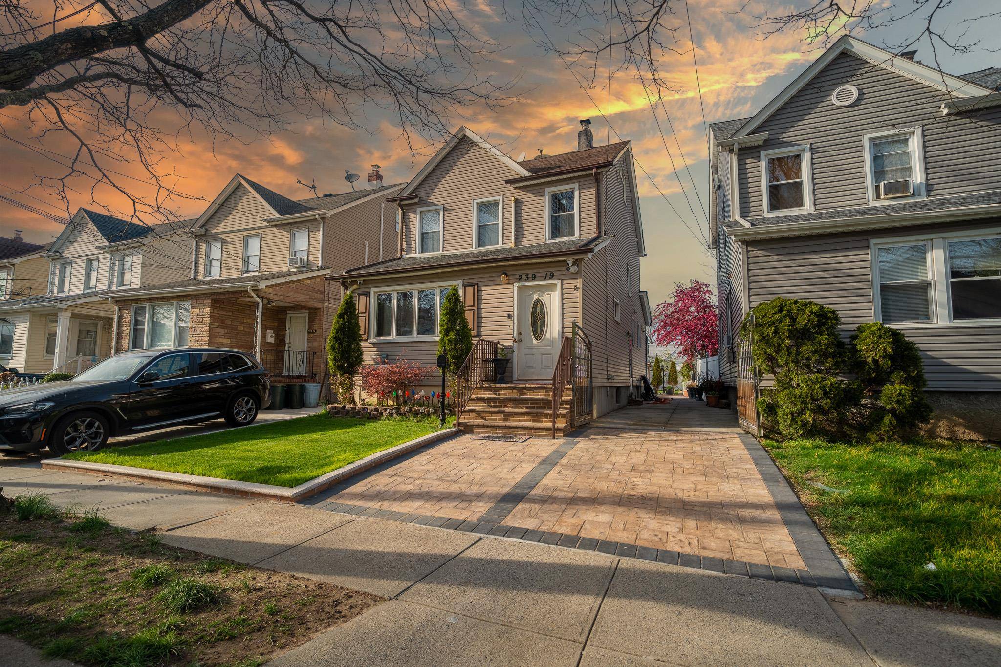 Bellerose, NY 11426,239-19 88th av