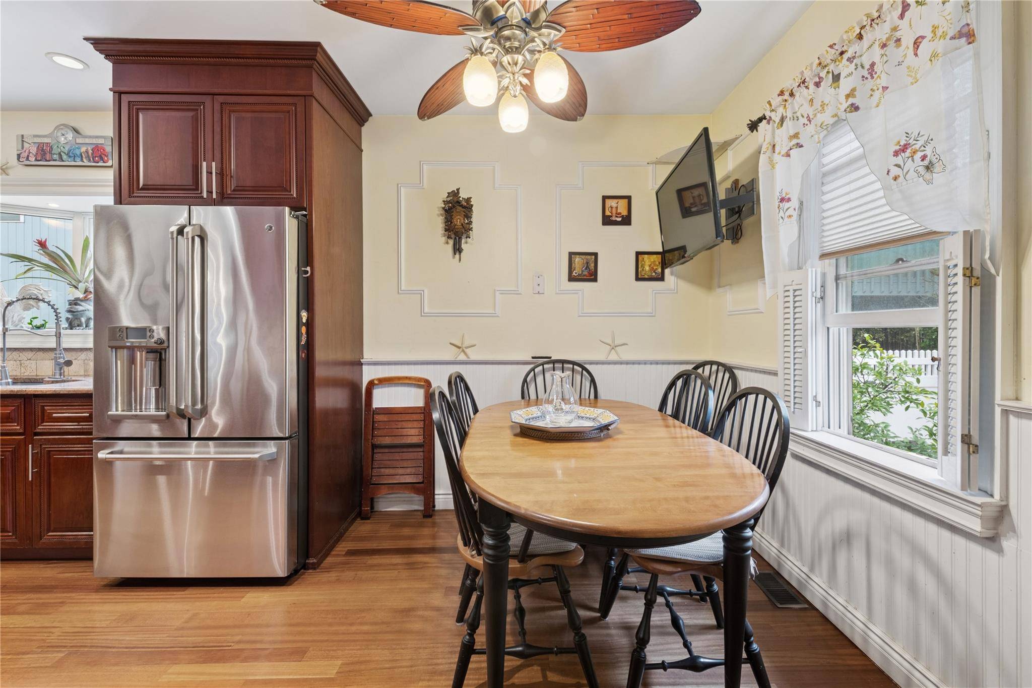 Long Beach, NY 11561,462 W Beech ST
