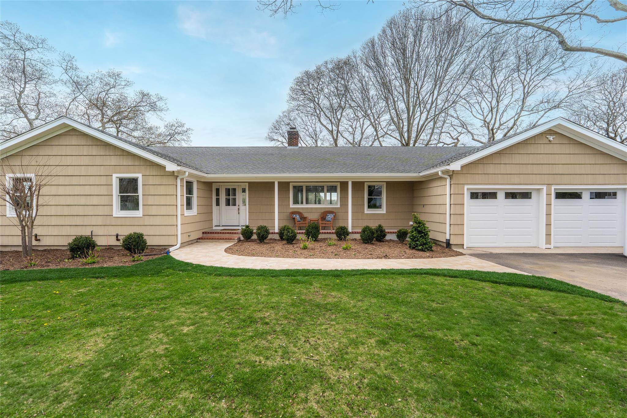 Mattituck, NY 11952,1225 Westview DR