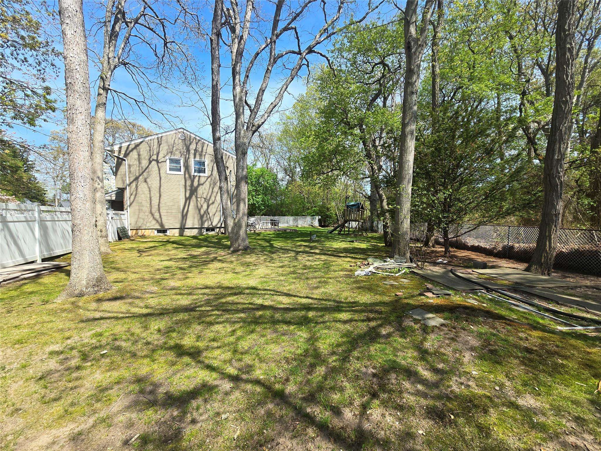 Hauppauge, NY 11788,9 Nolan CT