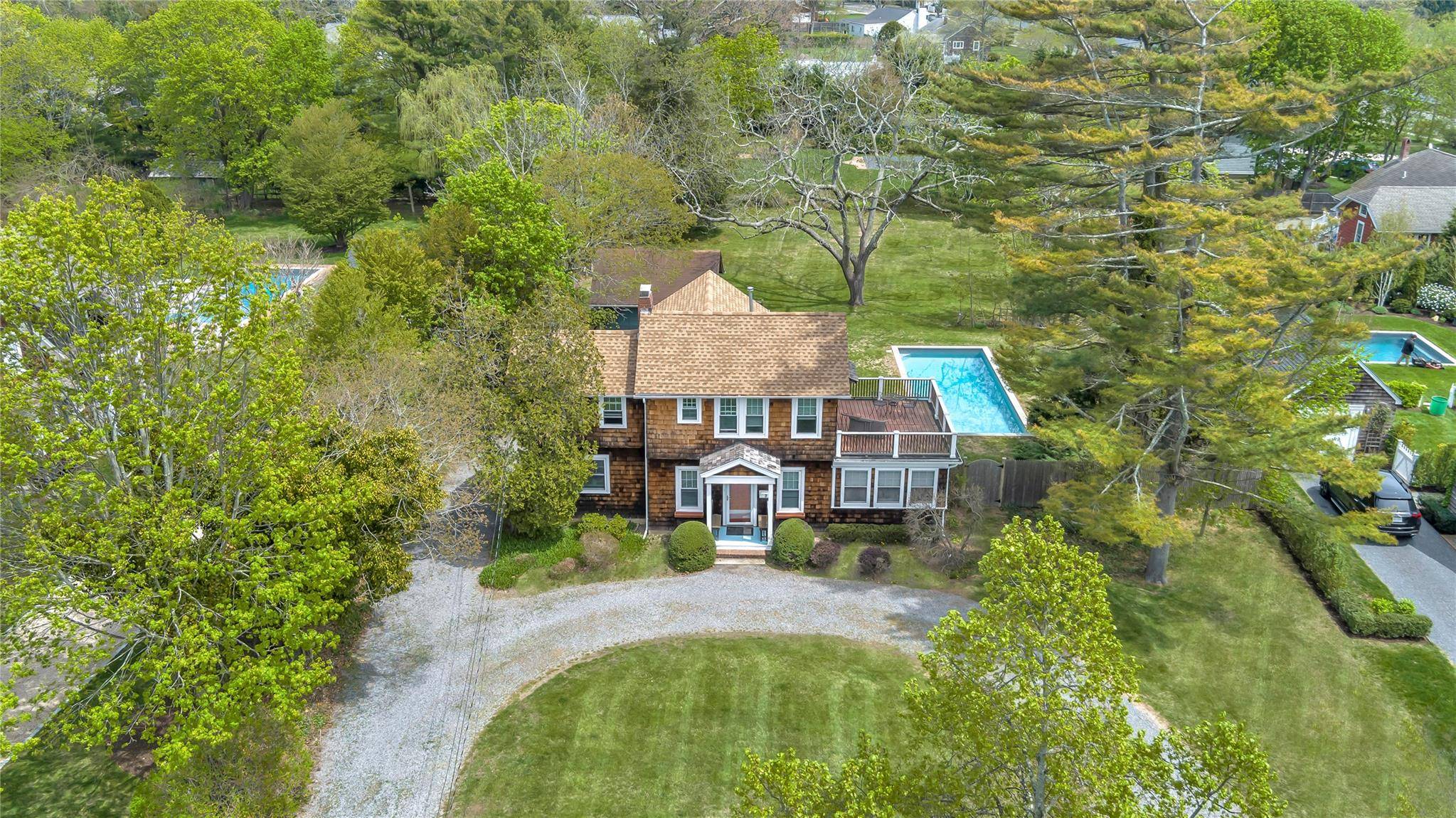 Bellport Village, NY 11713,7 N Howells Point RD