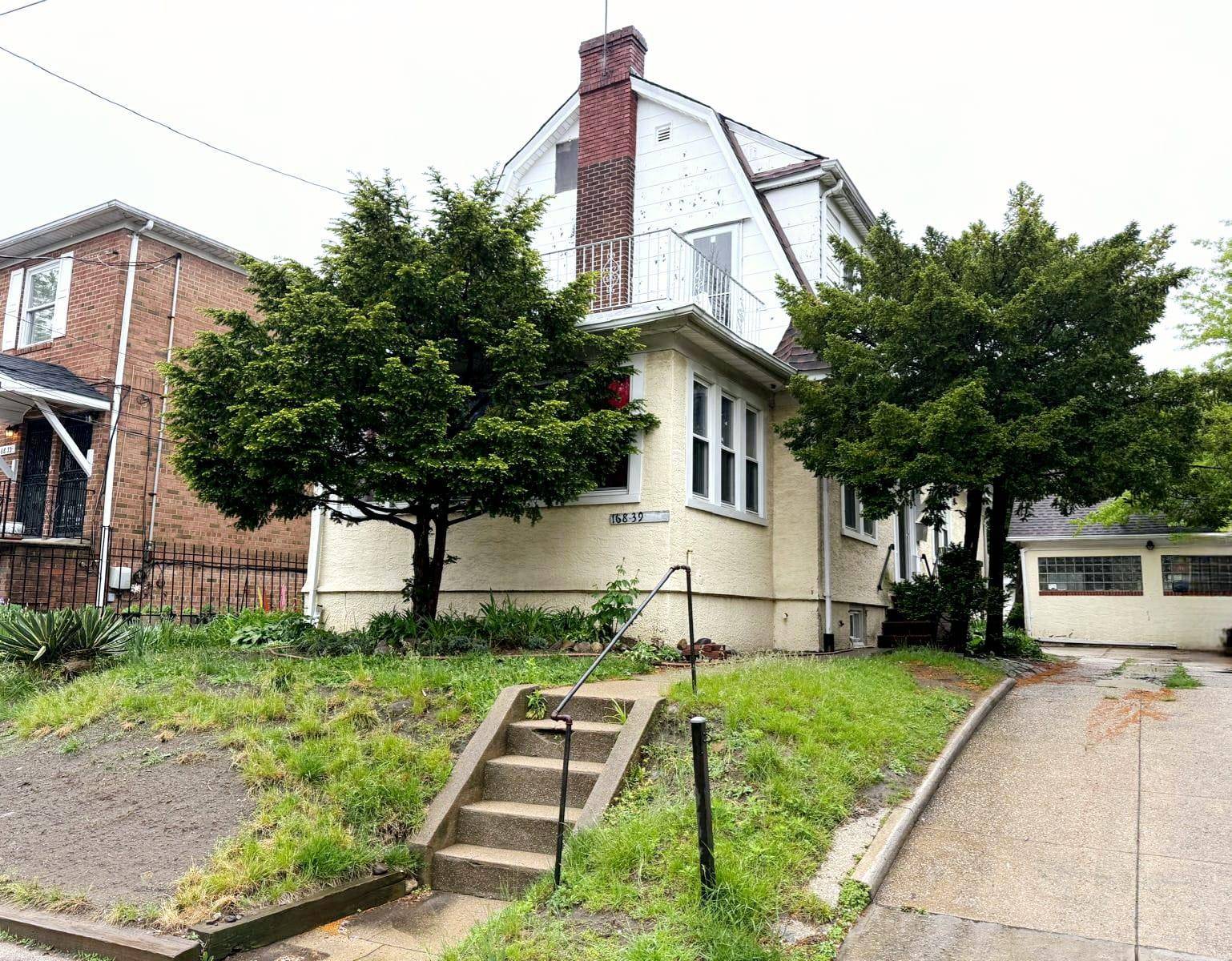 Jamaica Hills, NY 11432,168-39 Highland AVE