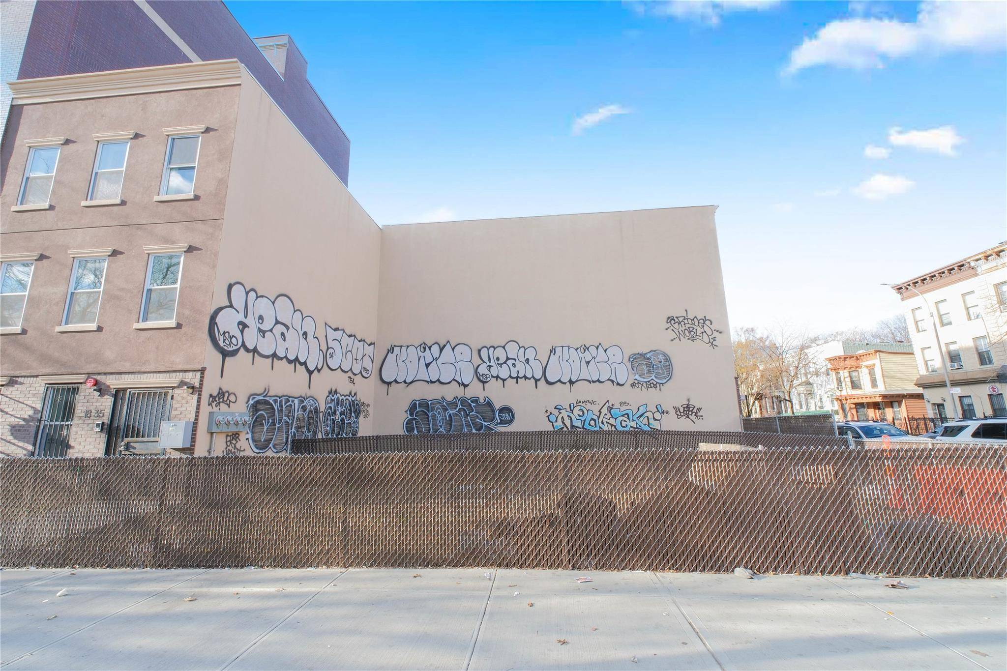 Brooklyn, NY 11233,52 Buffalo AVE