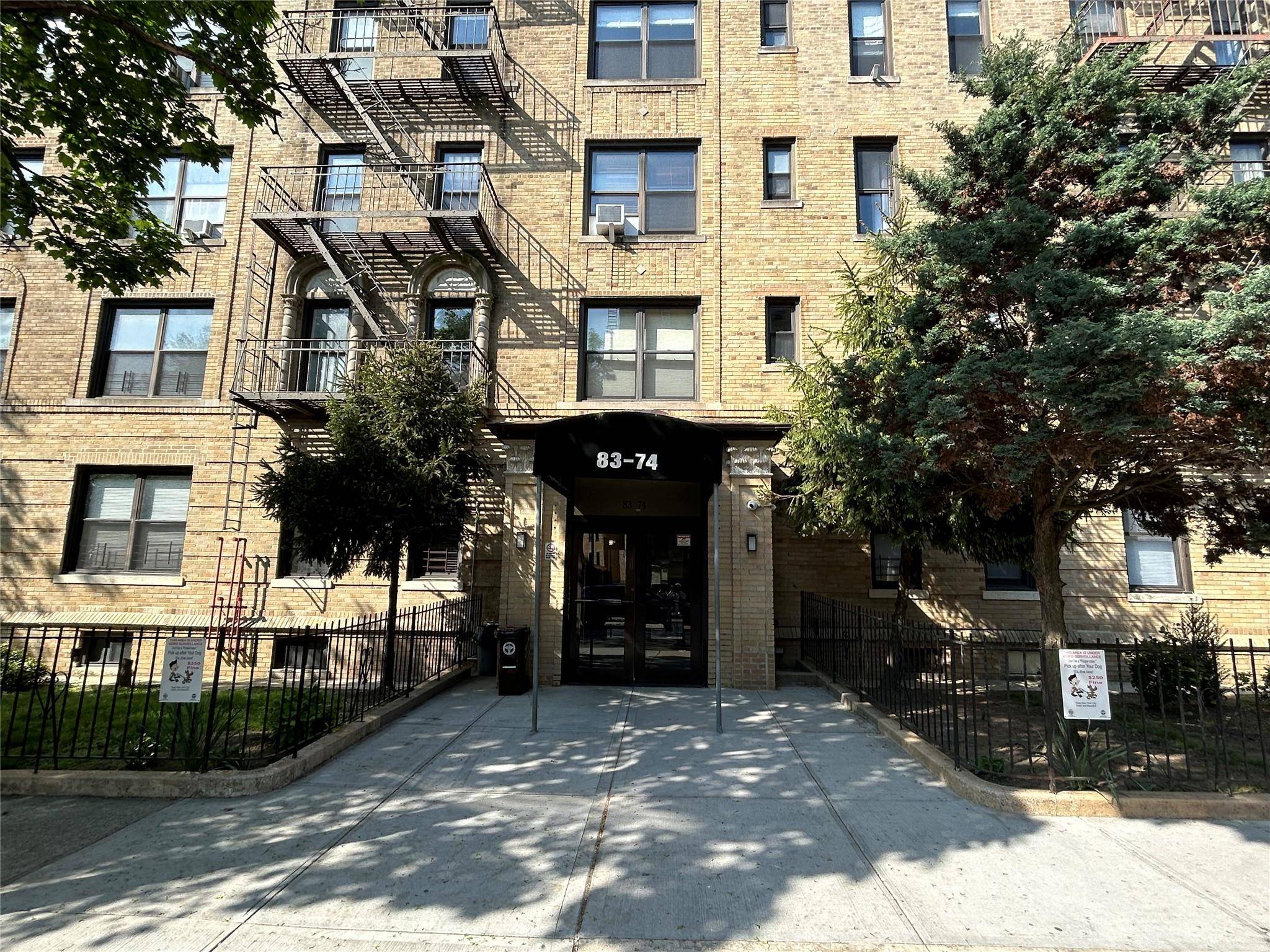 Kew Gardens, NY 11415,83-74 Talbot ST #2-F