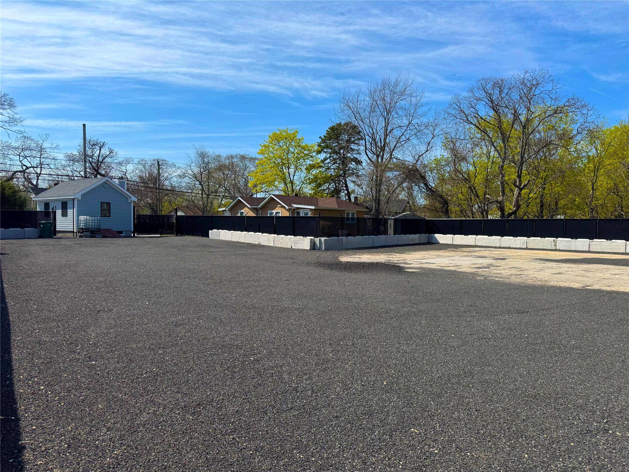 Riverhead, NY 11901,48 Old Quogue RD