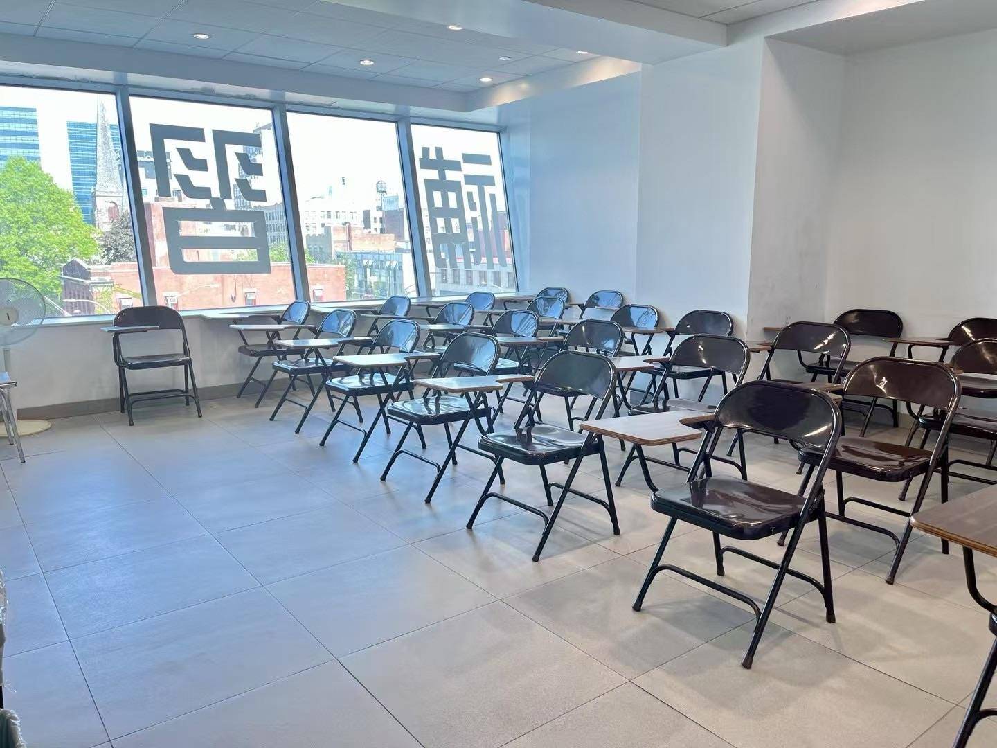 Flushing, NY 11354,37-20 Prince ST #4B